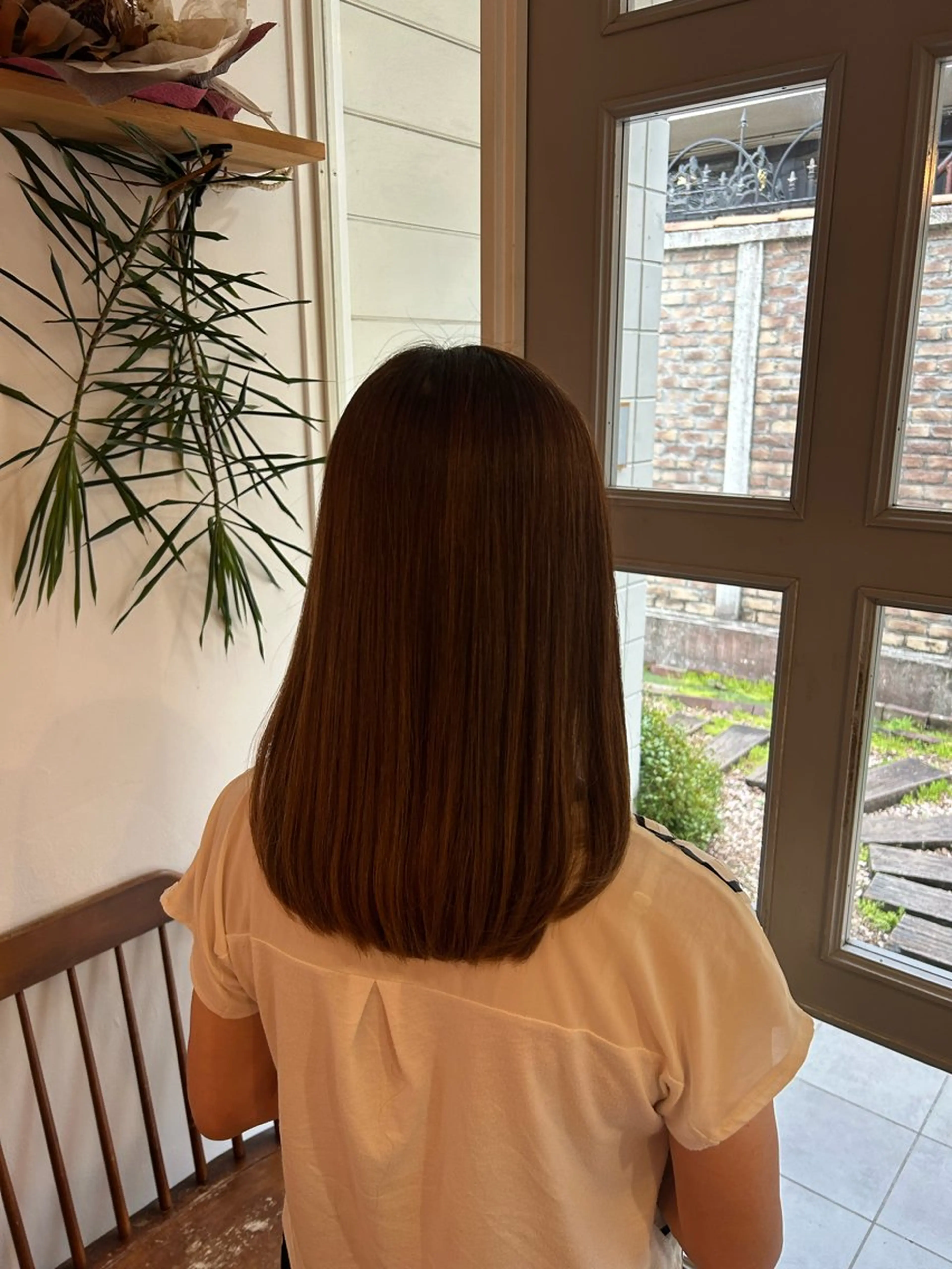 セミロング ichiri /艶カラー/韓国ヘアのヘアスタイル