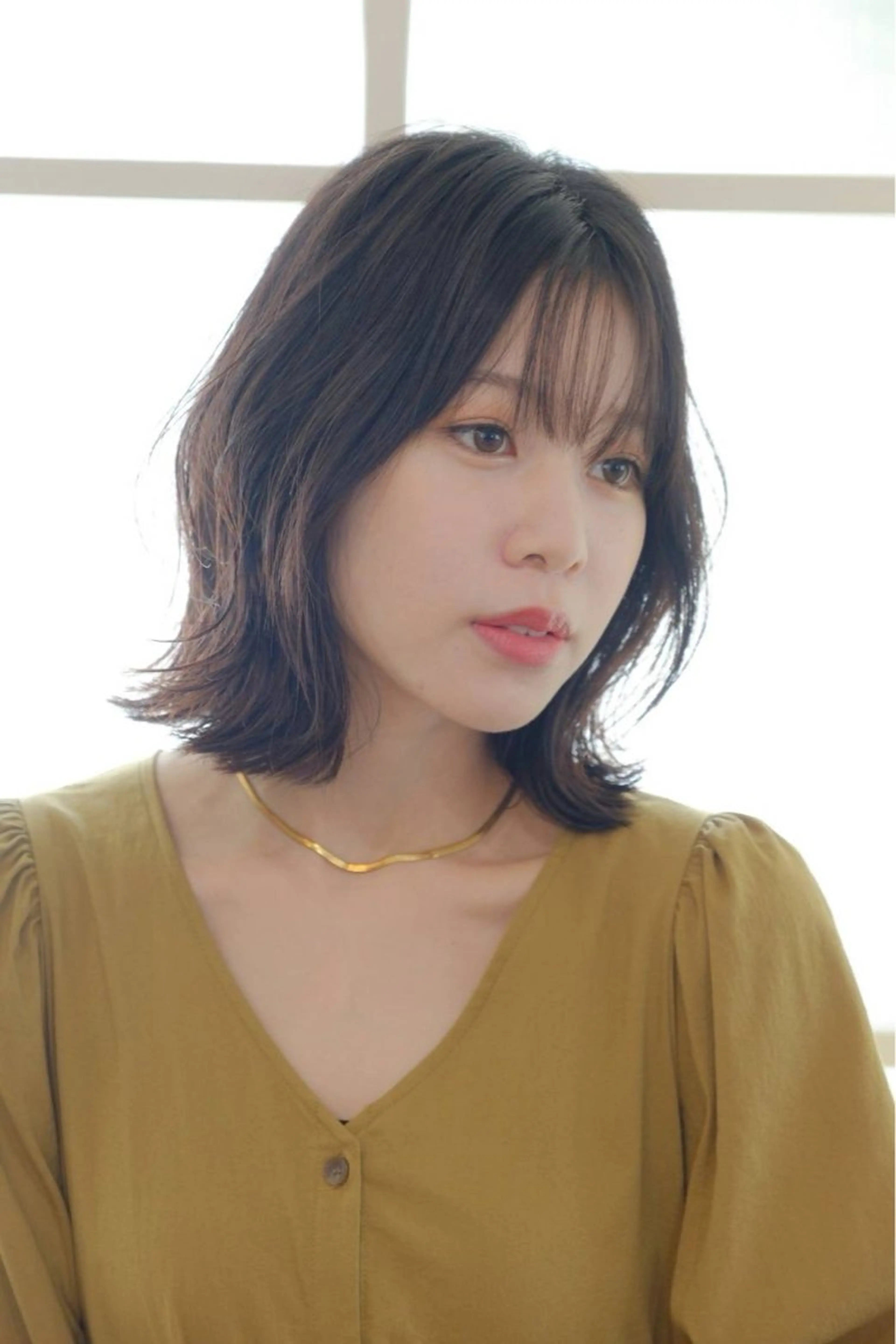 ミディアム 顔周りカット 韓国風ヘア レイヤーカット 篠原 大稀のヘアスタイル