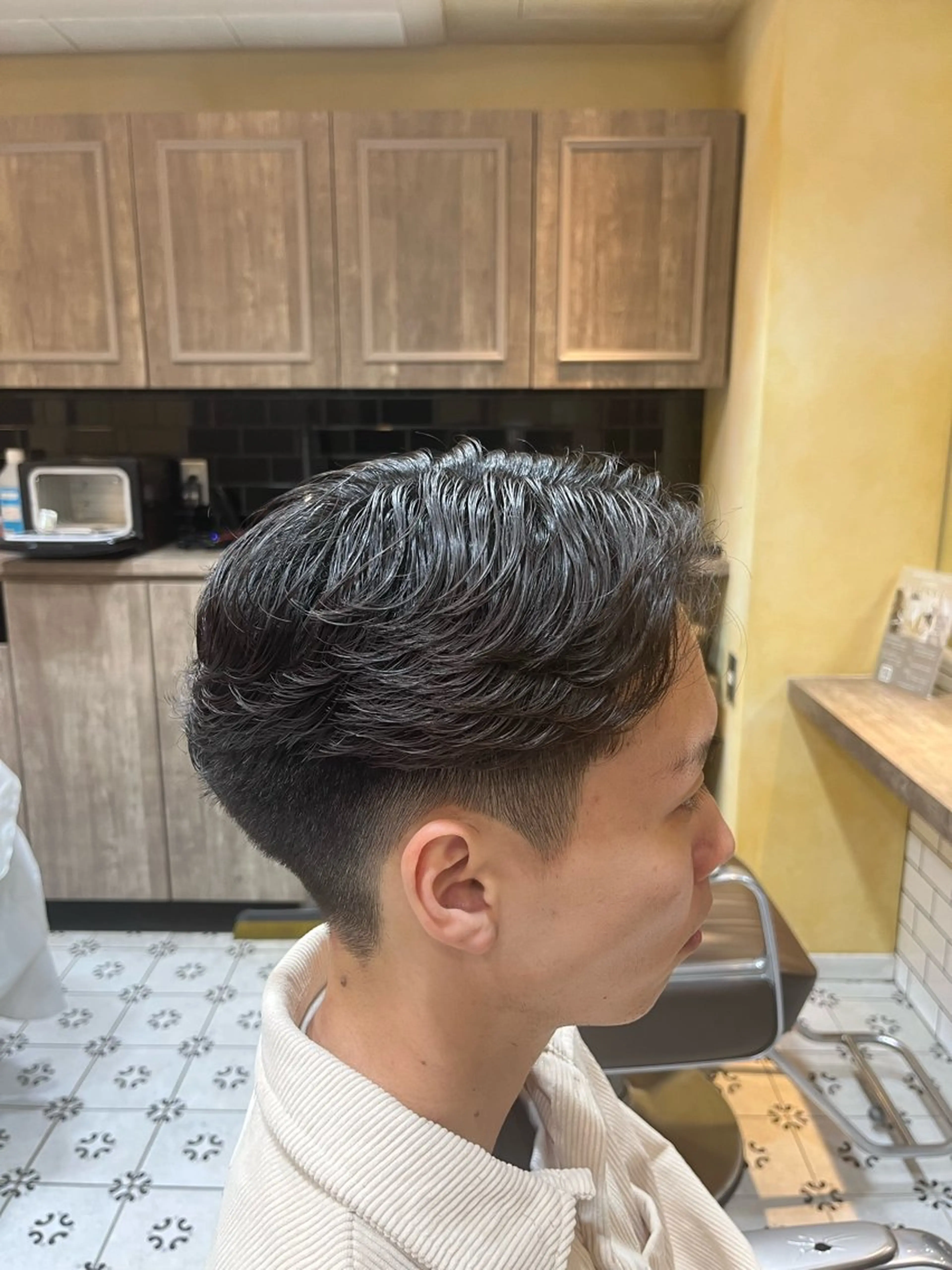 パーマ メンズ フェザーパーマ メンズパーマ ニュアンスパーマ Groomers Tokyo所属・フェード/海外パーマ 中垣遼のヘアスタイル