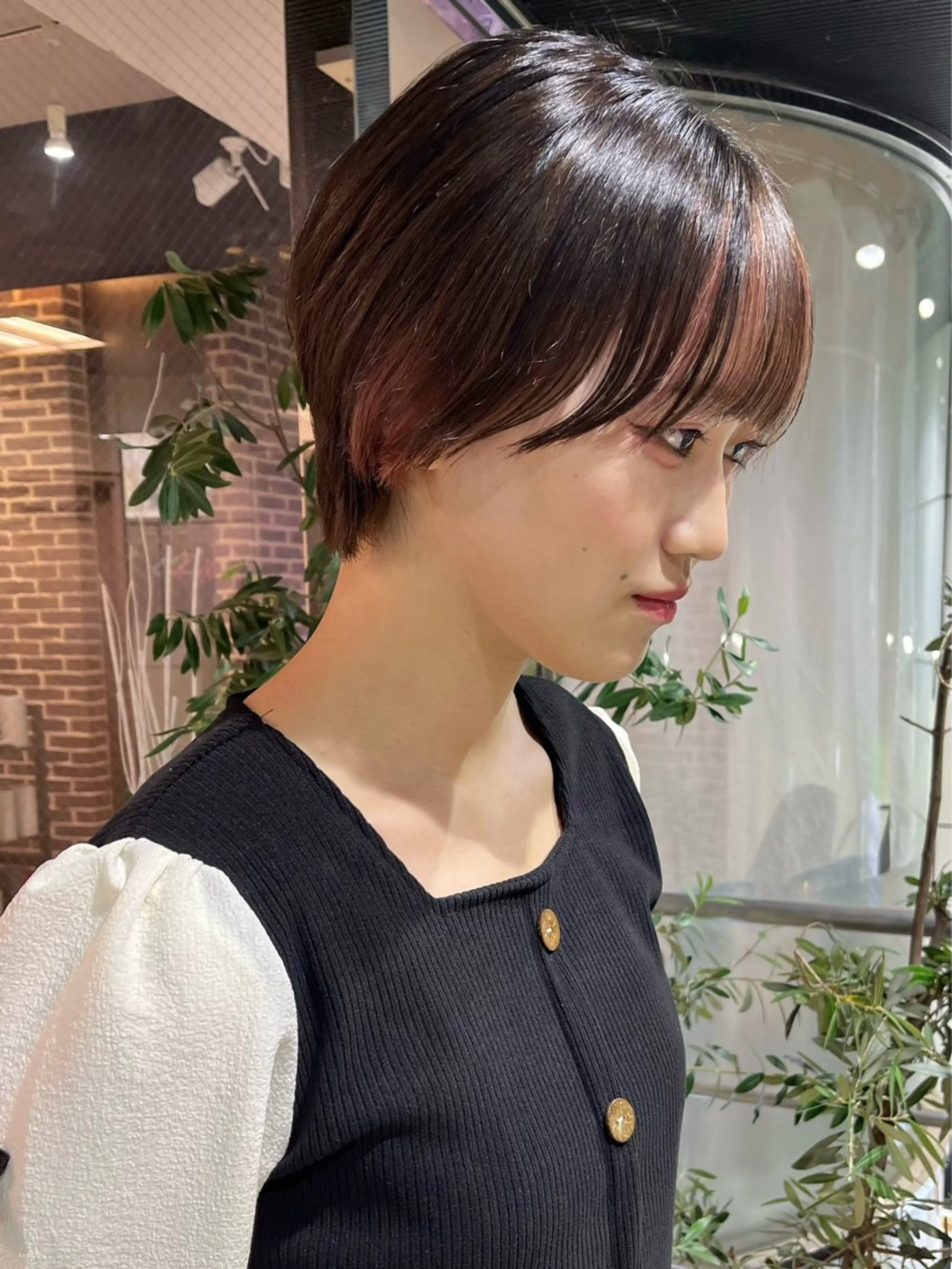 ショート カラー ショートボブ ハンサムショート 丸みショート ミストバング フェイスフレーミング カット ヘアカラー カットパーマ あさみのヘアスタイル