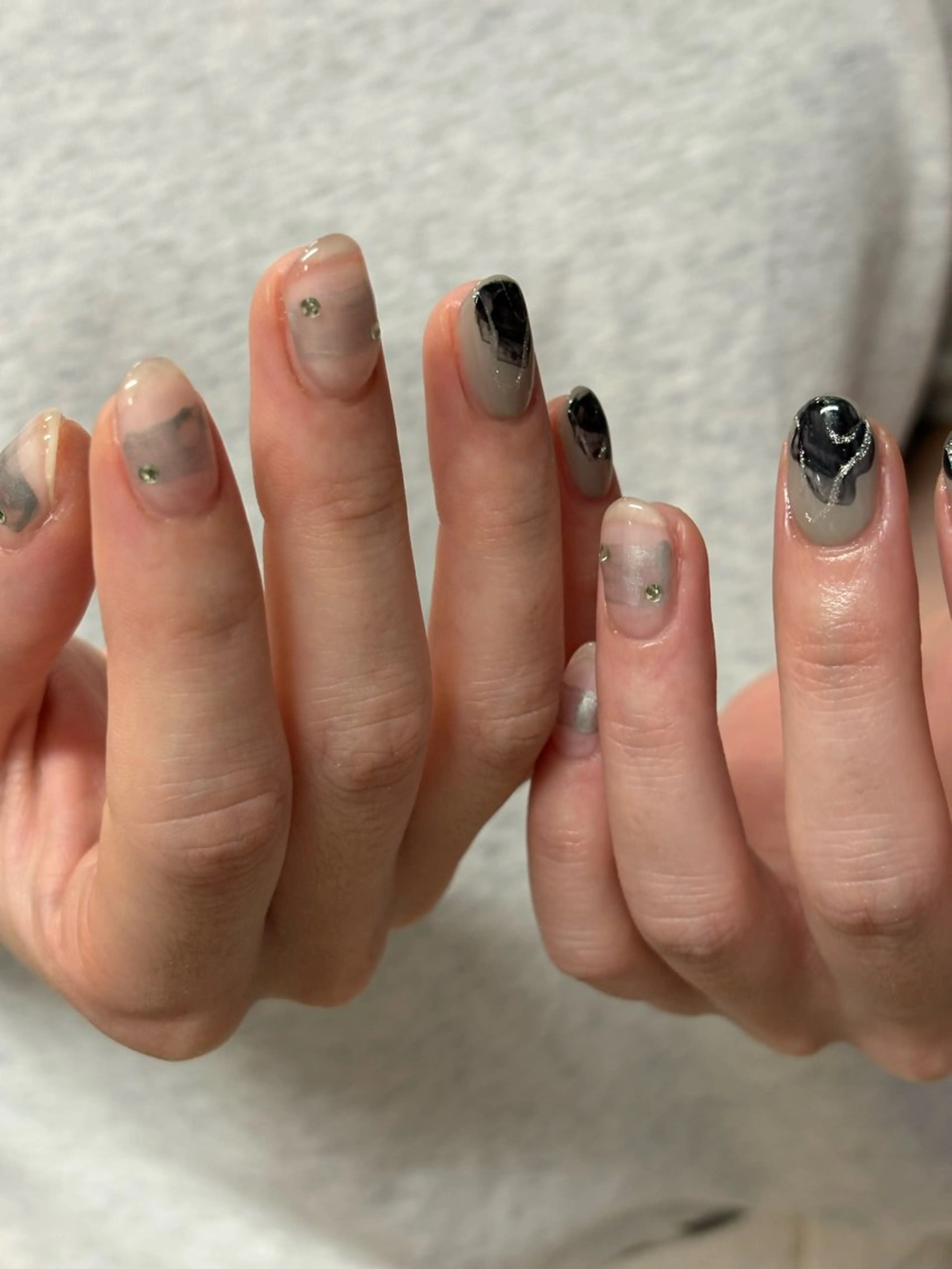 ネイル ニュアンスネイル ハンドネイル Noël新宿南口 arisaのネイルデザイン