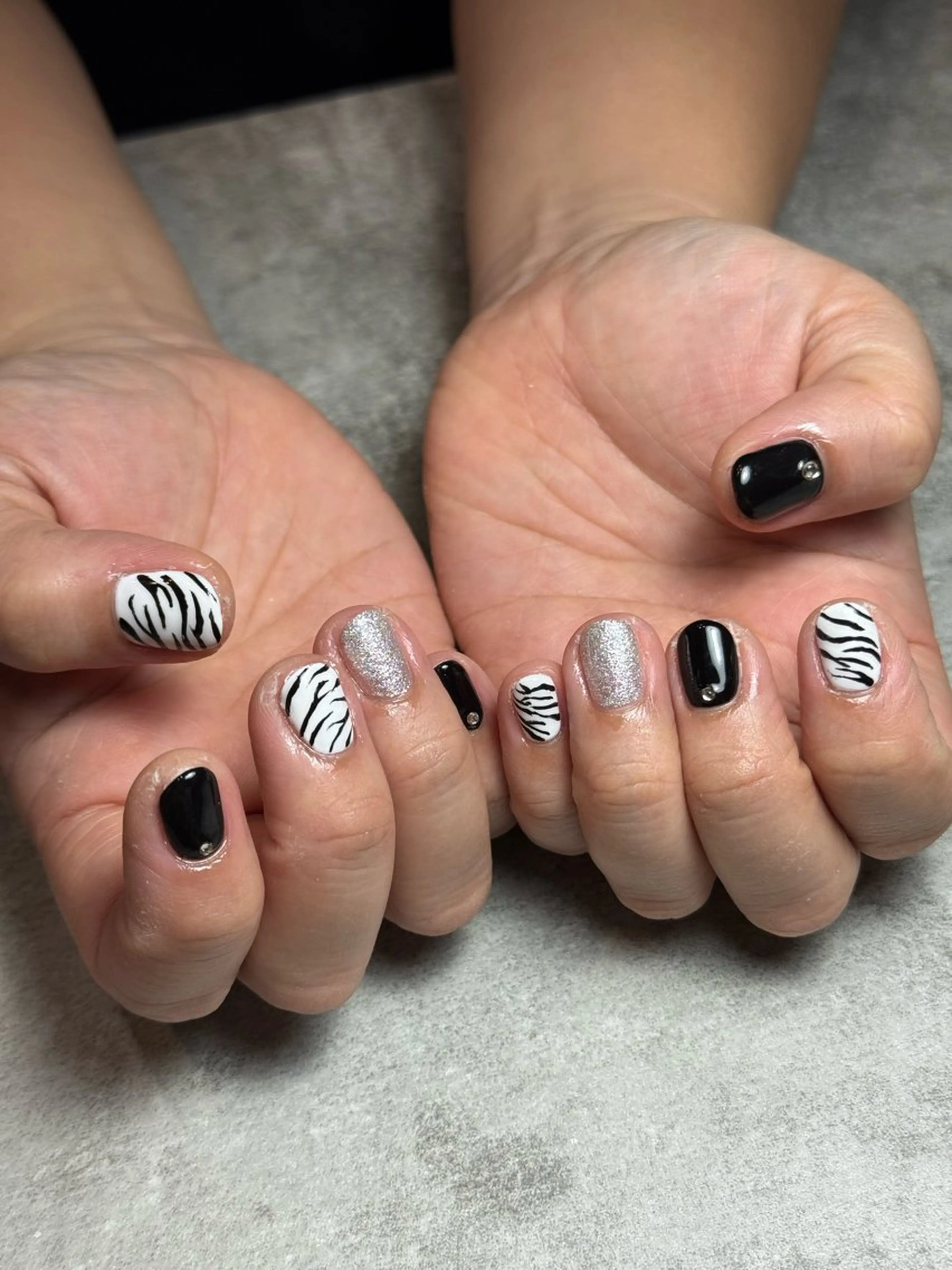 ネイル アニマル柄 MATATABI. kumiのネイルデザイン