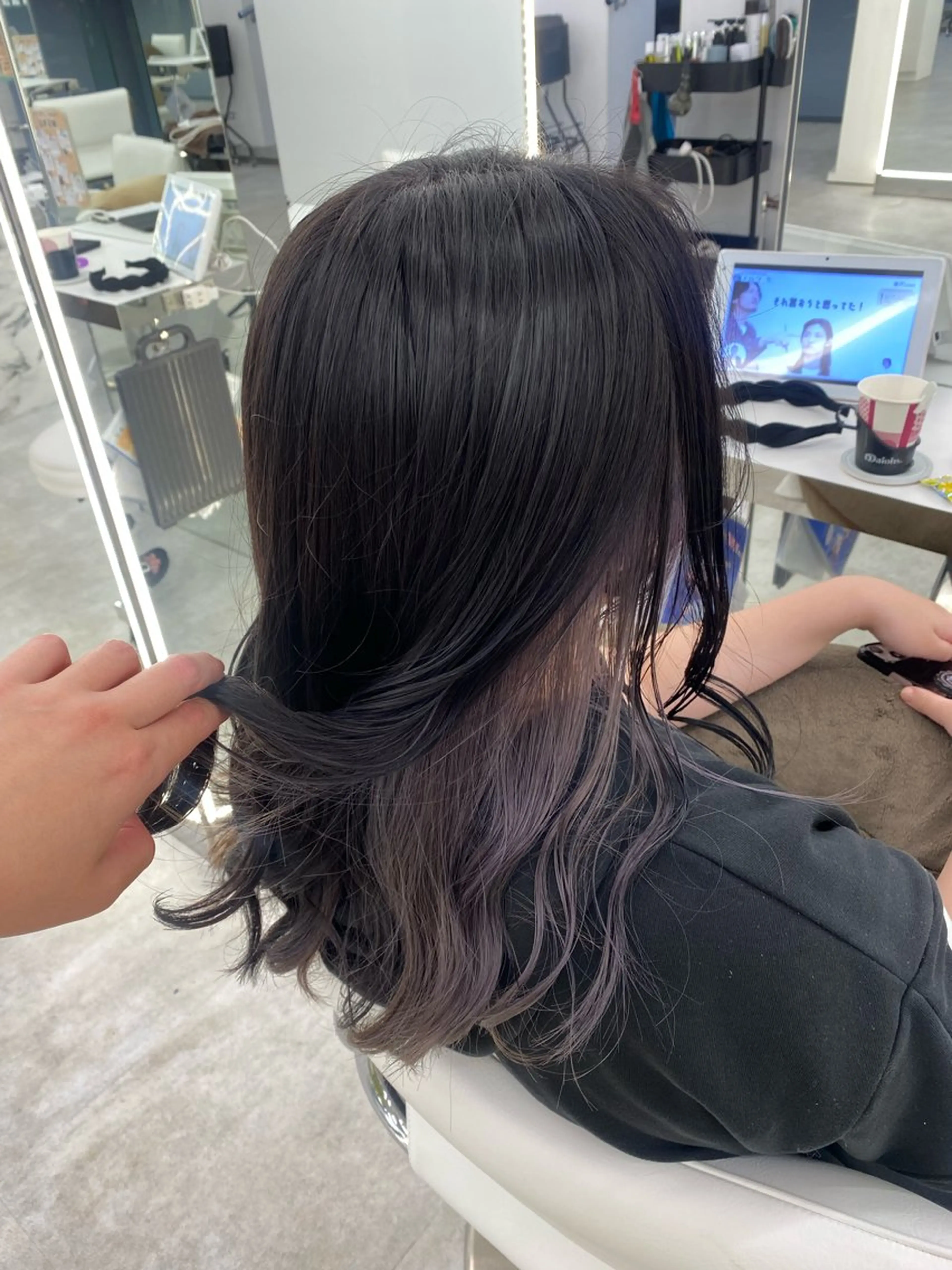 ミディアム カラー カット ヘアカラー トリートメント Brown 藤沢店のヘアスタイル