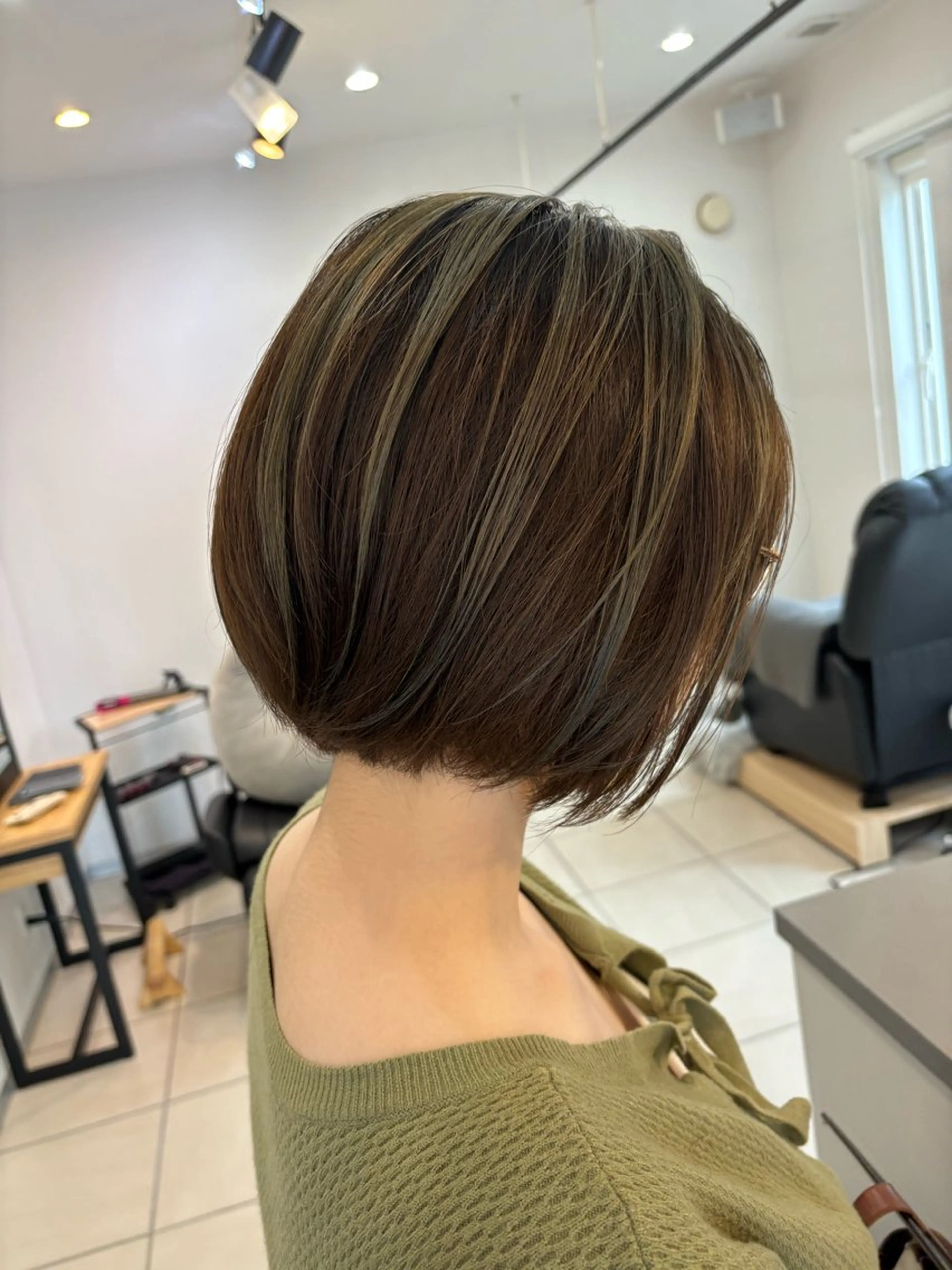 【祝OPEN記念🌟】カット＋ブリーチハイライト(アンプレラカラー)＋ブリーチ部分以外のカラーの写真