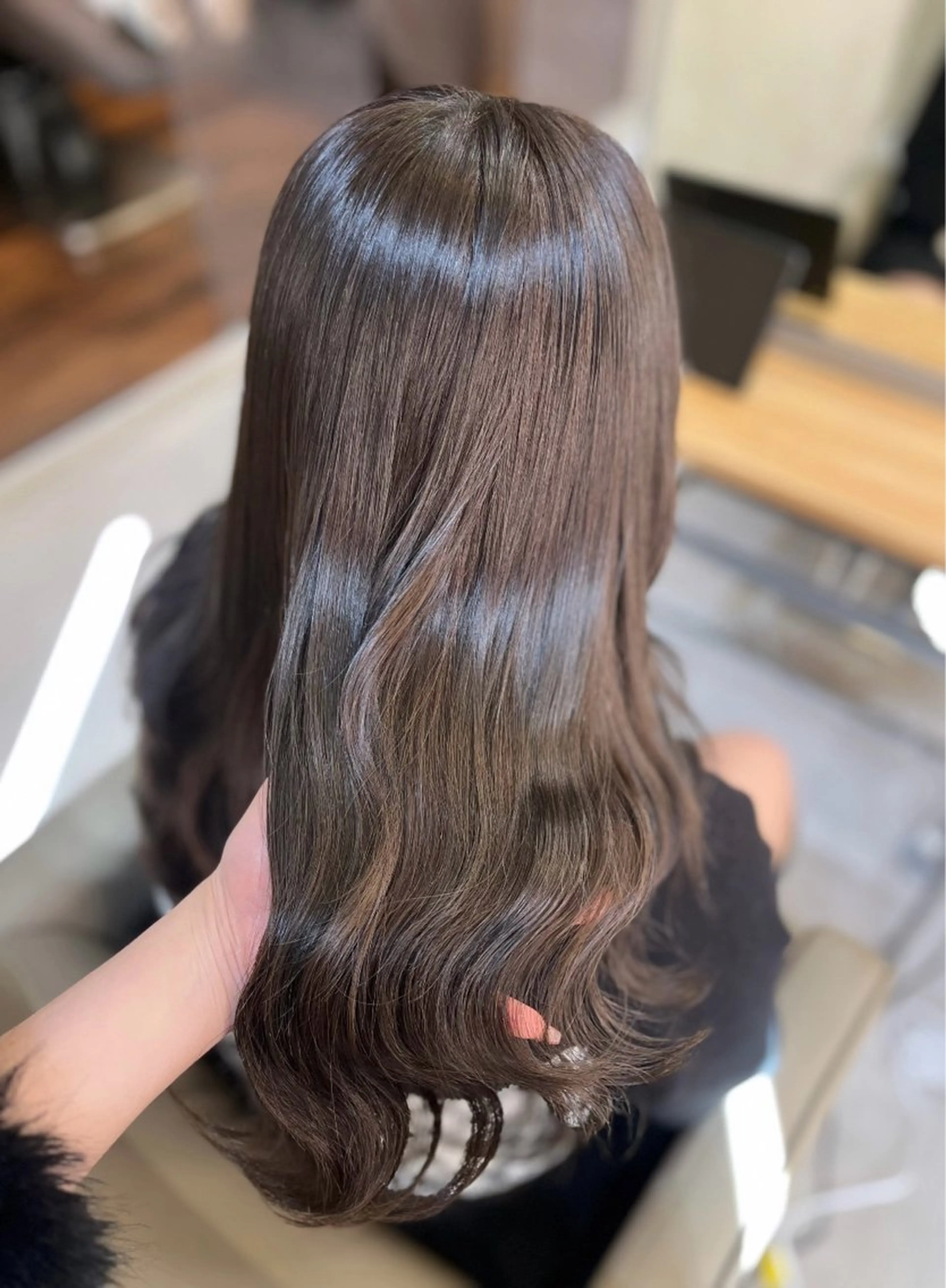 ロング カット ヘアカラー トリートメント AKANE 【zina新宿】のヘアスタイル