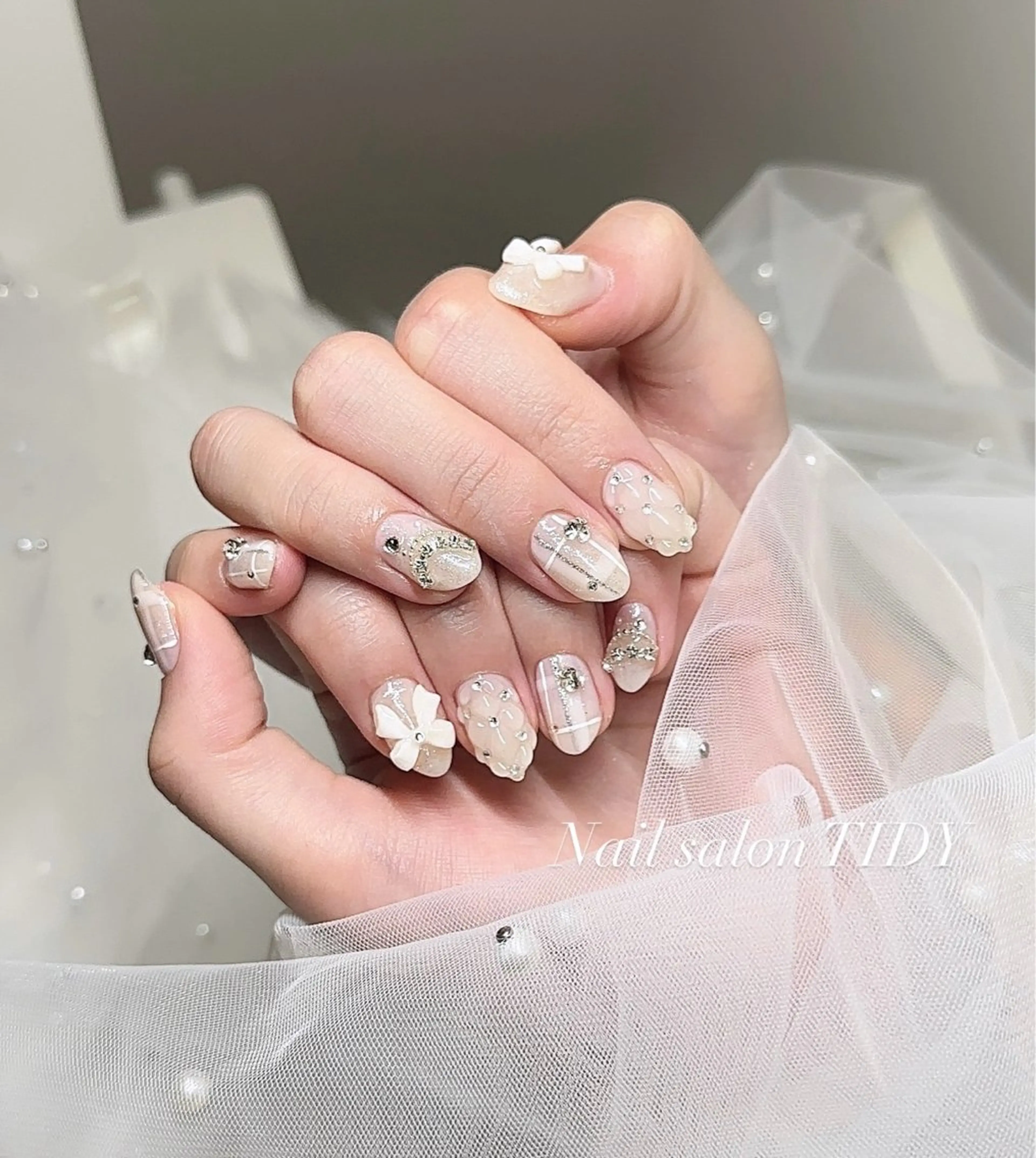 ネイル ジェルネイル TIDY M&Mのネイルデザイン