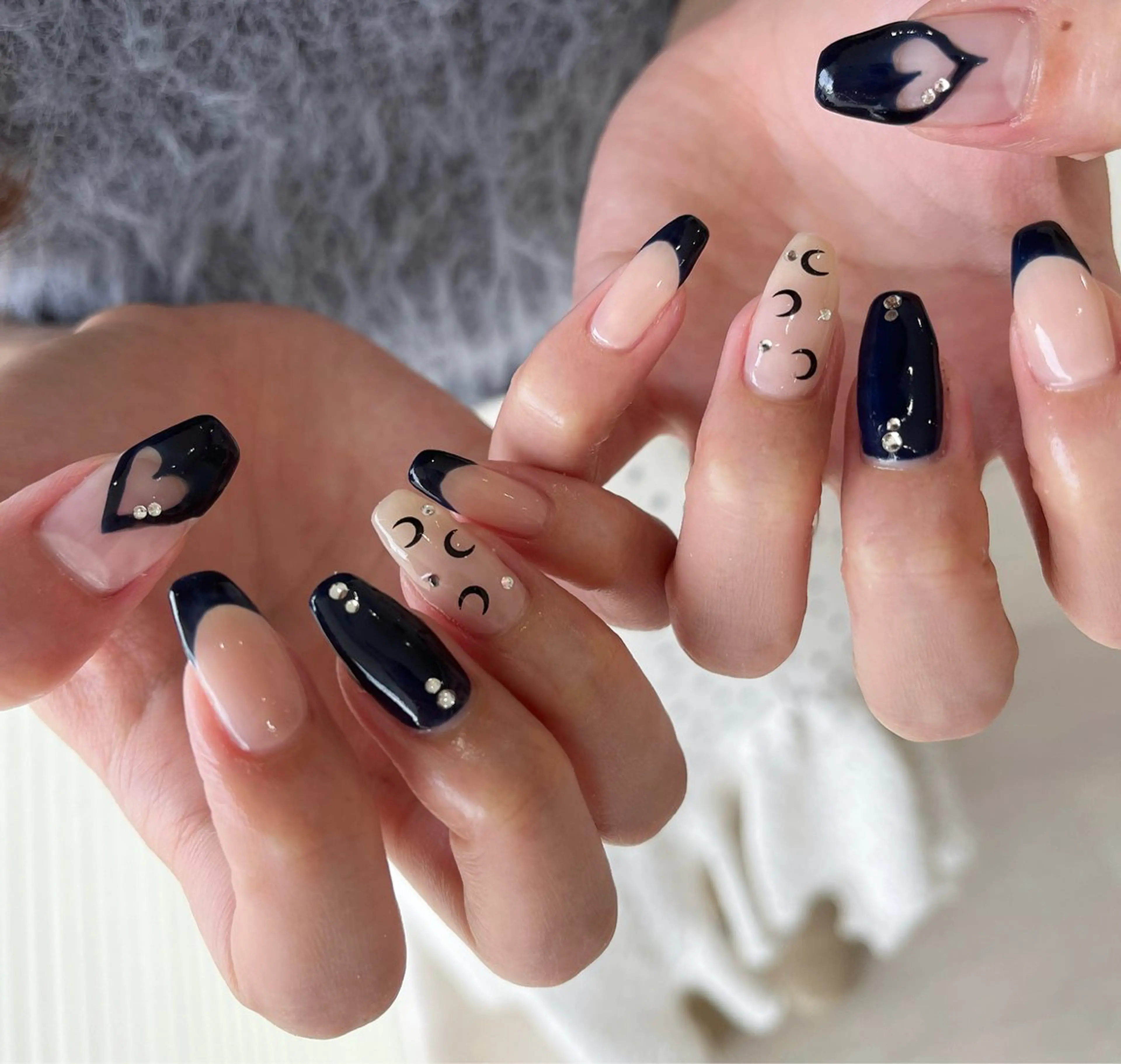 ネイル フレンチネイル ハート #Amin所属・#Amin nail salonのネイルデザイン