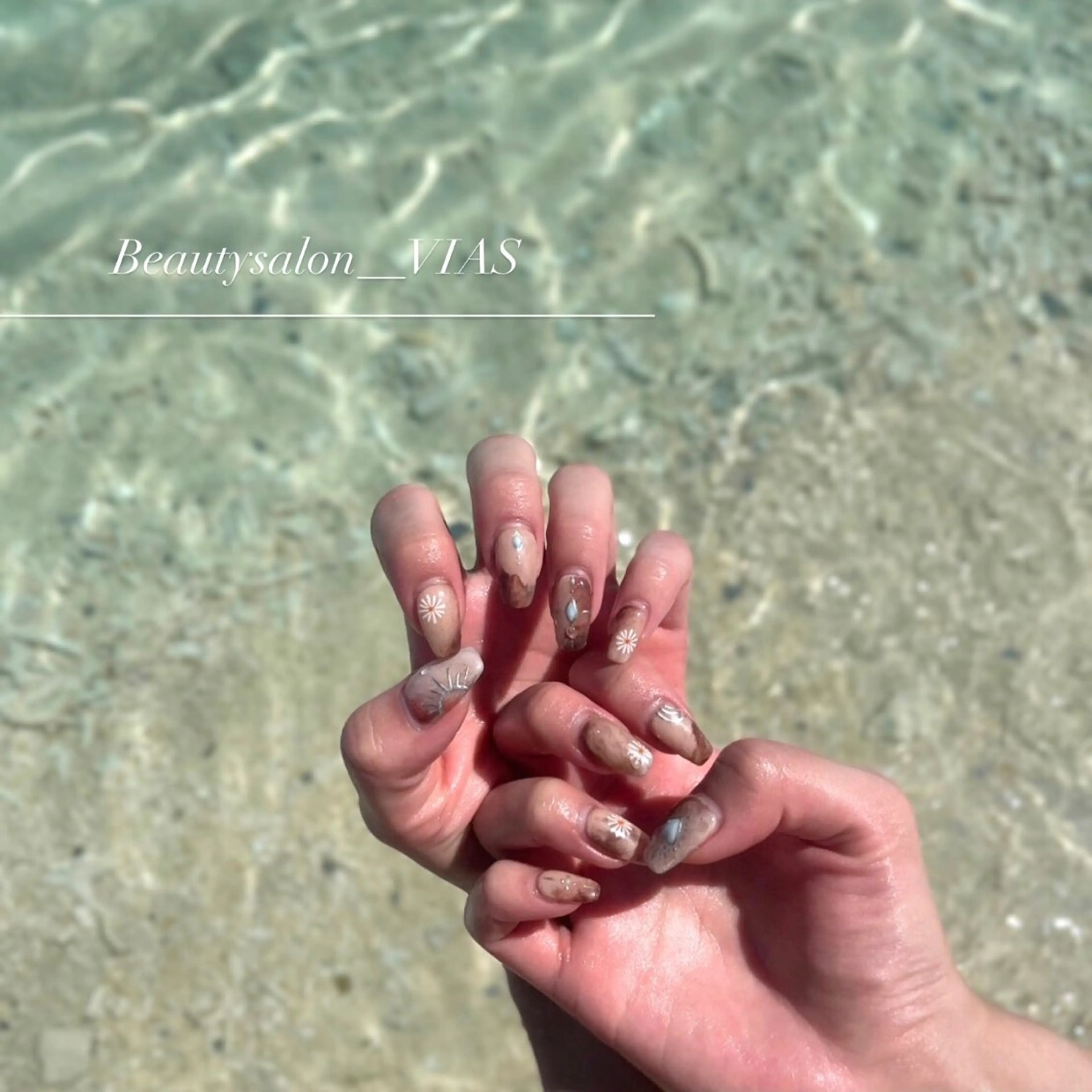 ネイル ハンドネイル VIAS 〜EYE&NAIL〜のネイルデザイン