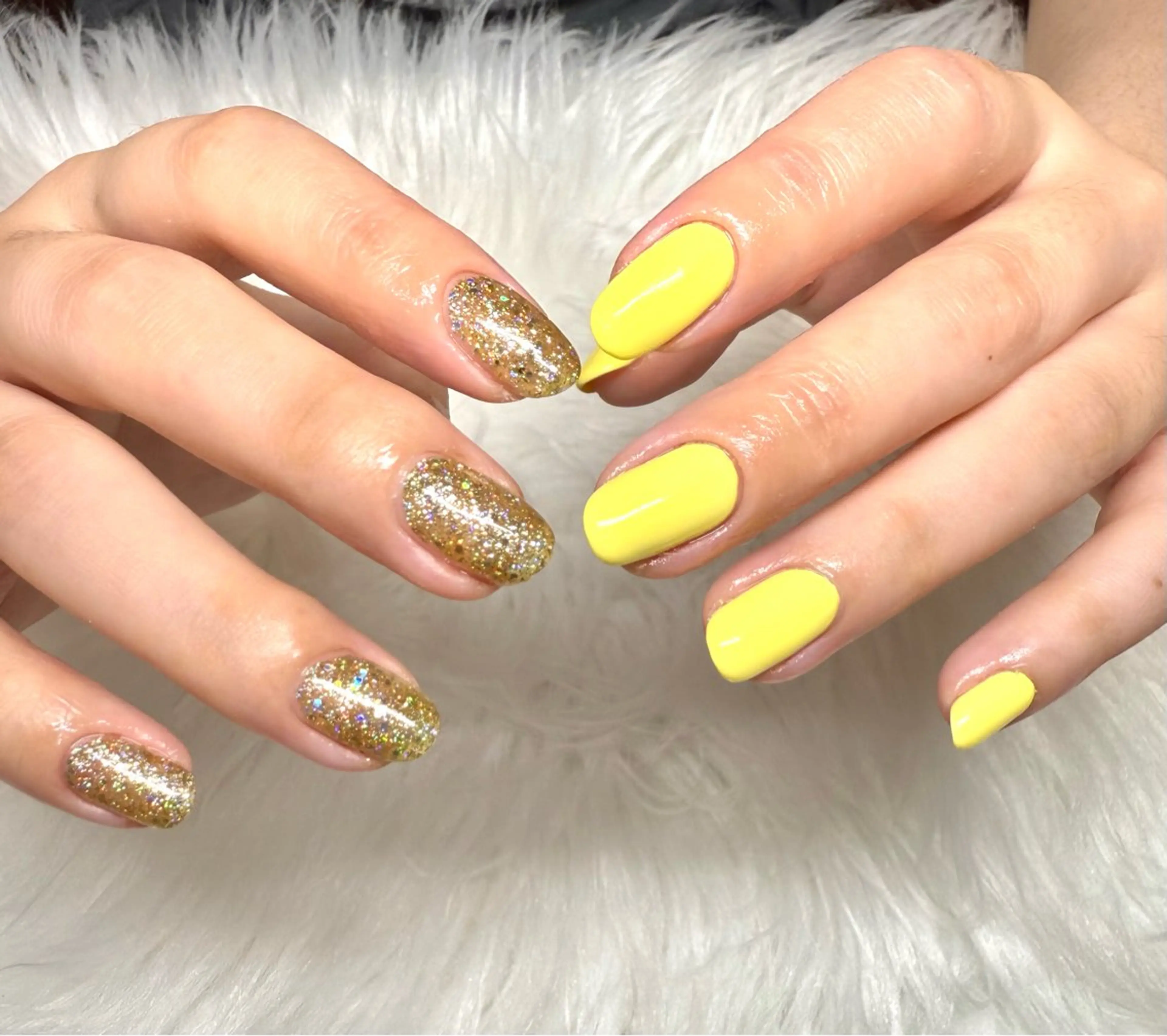 ネイル 黄色 ハンドネイル AURORA eyelash&nail salon アメ村店所属・🌏AURORA | RiRi🪐のネイルデザイン