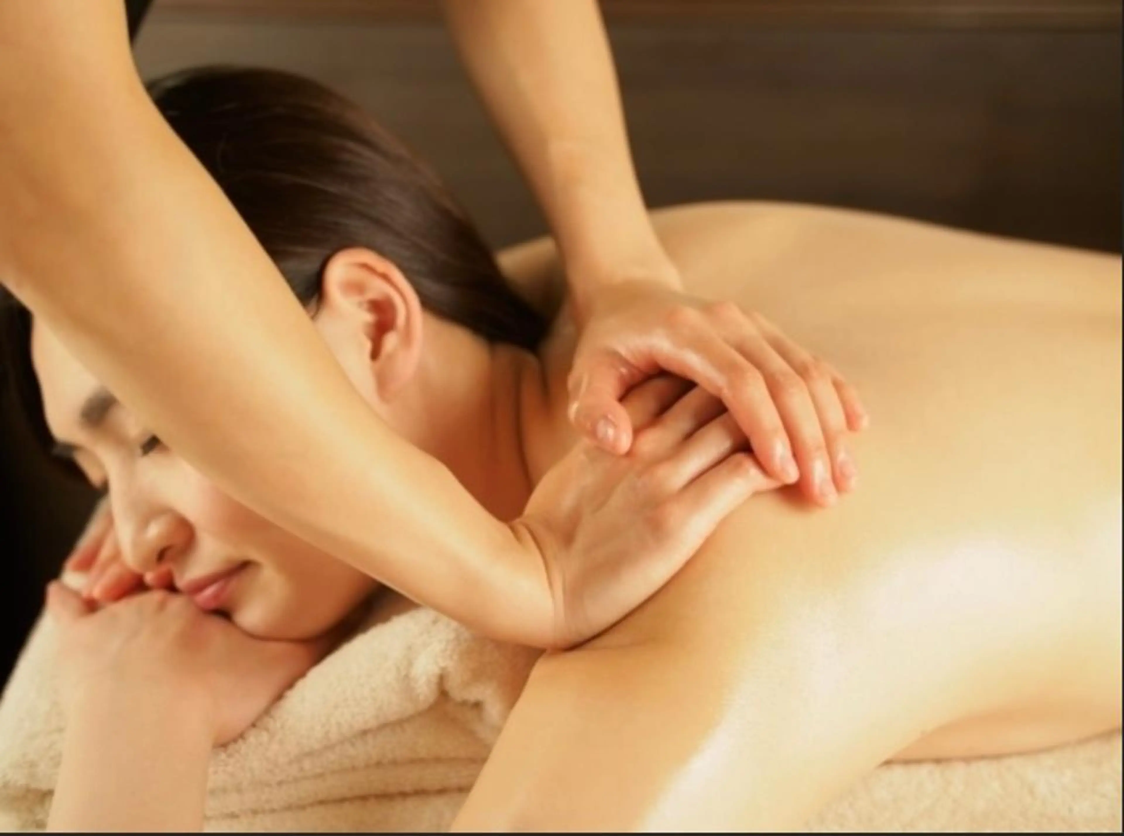 リンパマッサージ60分3300円の写真