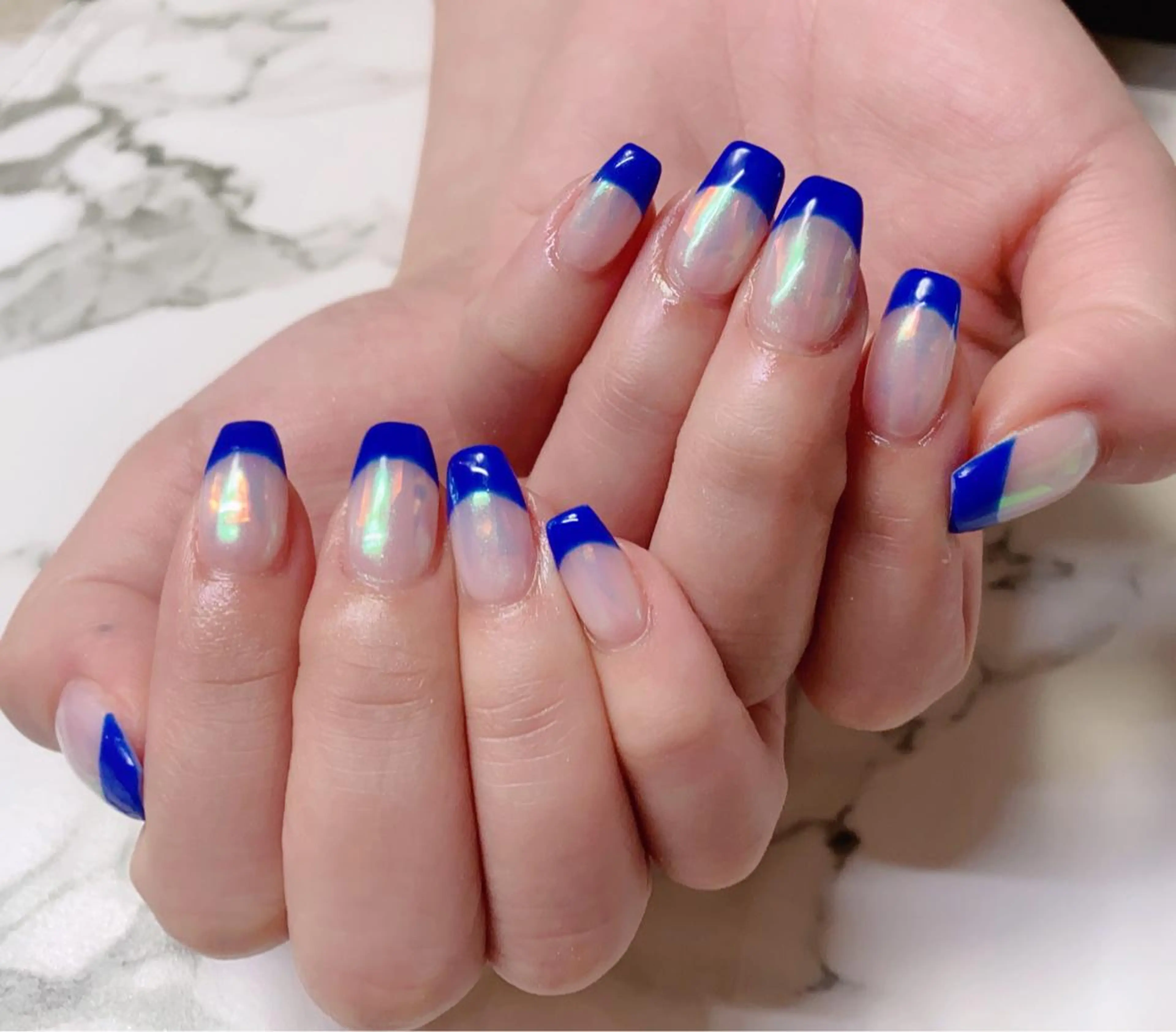 ロング カラー ネイル オーロラネイル フレンチネイル Q Free nailsのネイルデザイン