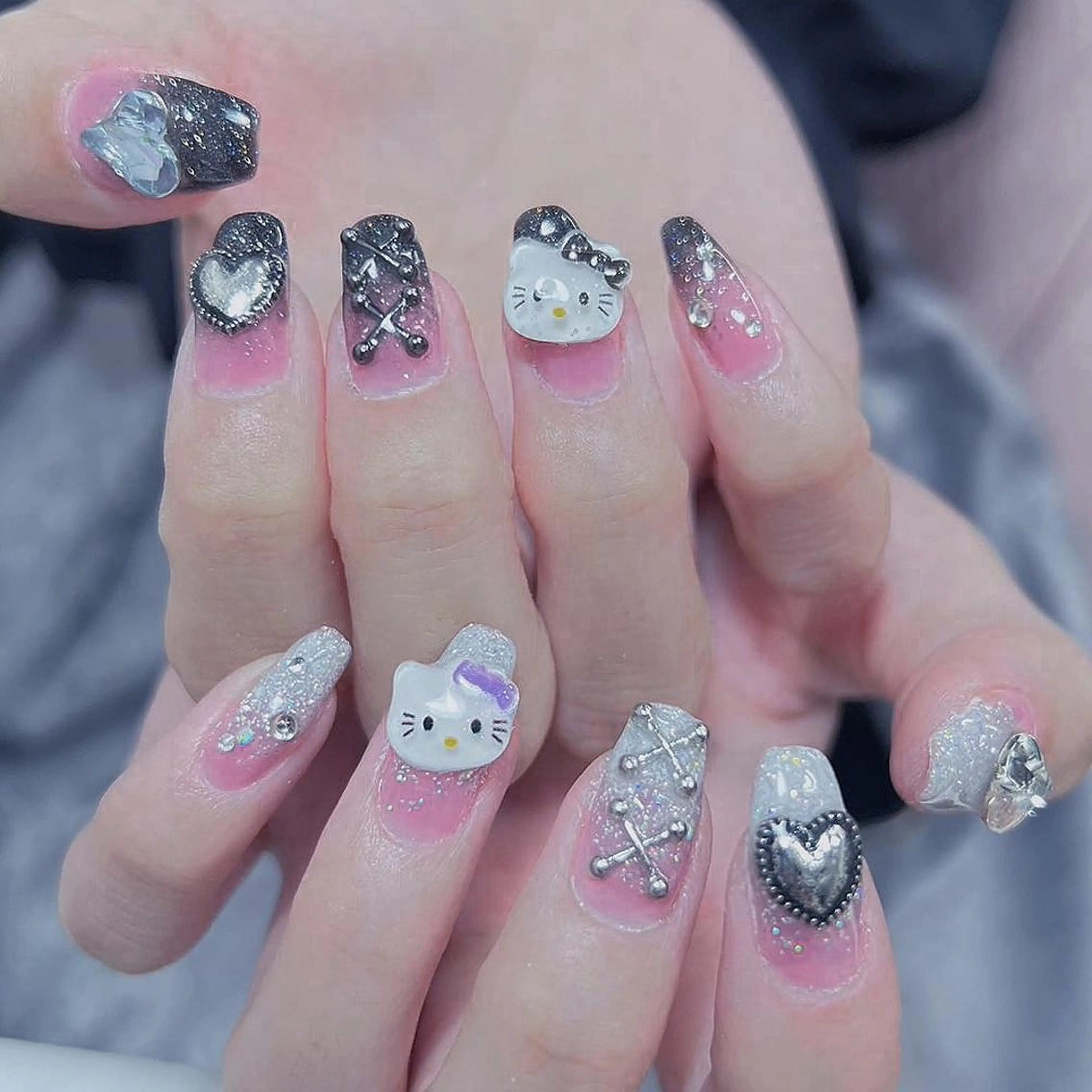 ネイル ハンドネイル ハンドケア Diamond 🚢のネイルデザイン