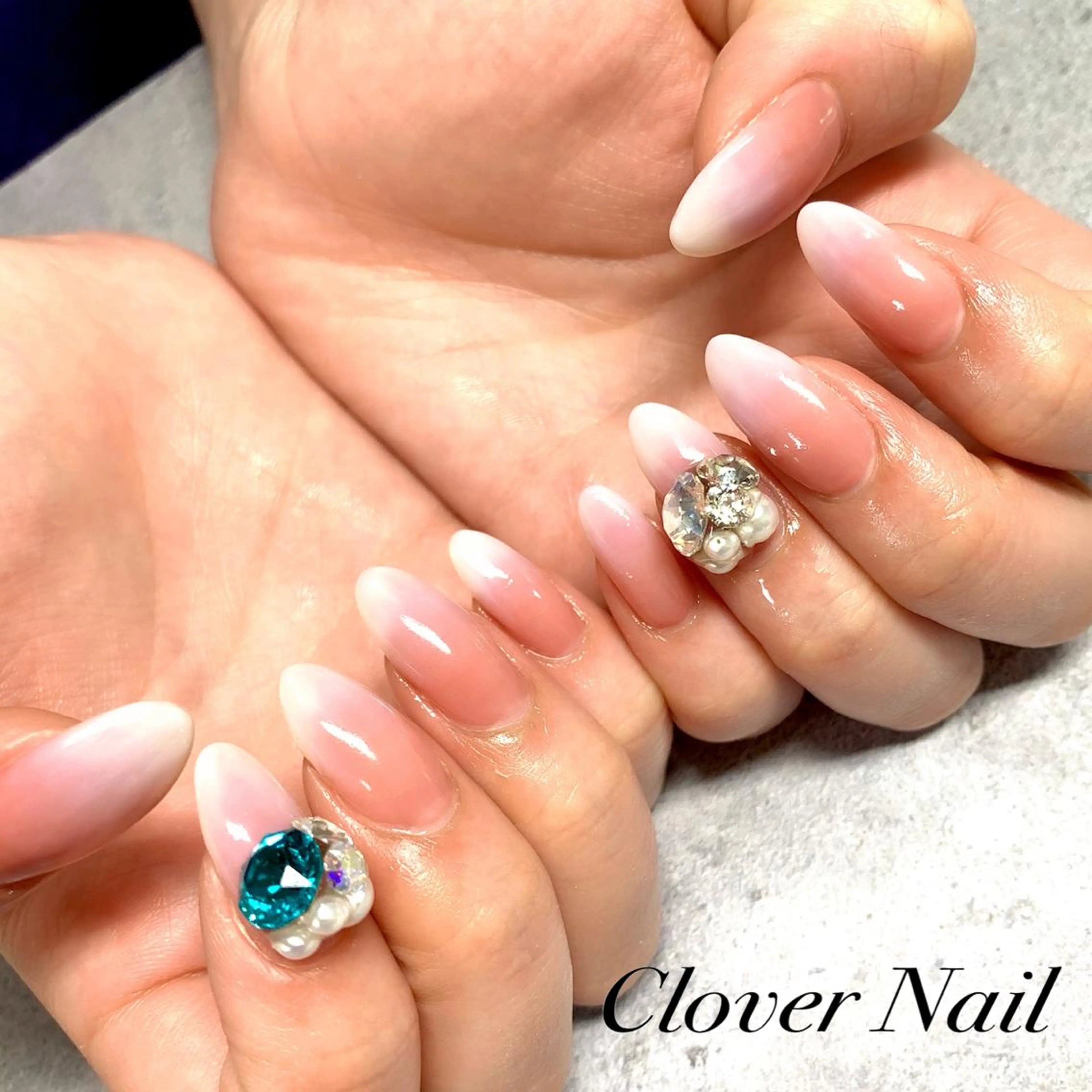 ネイル ハンドネイル clover nailのネイルデザイン