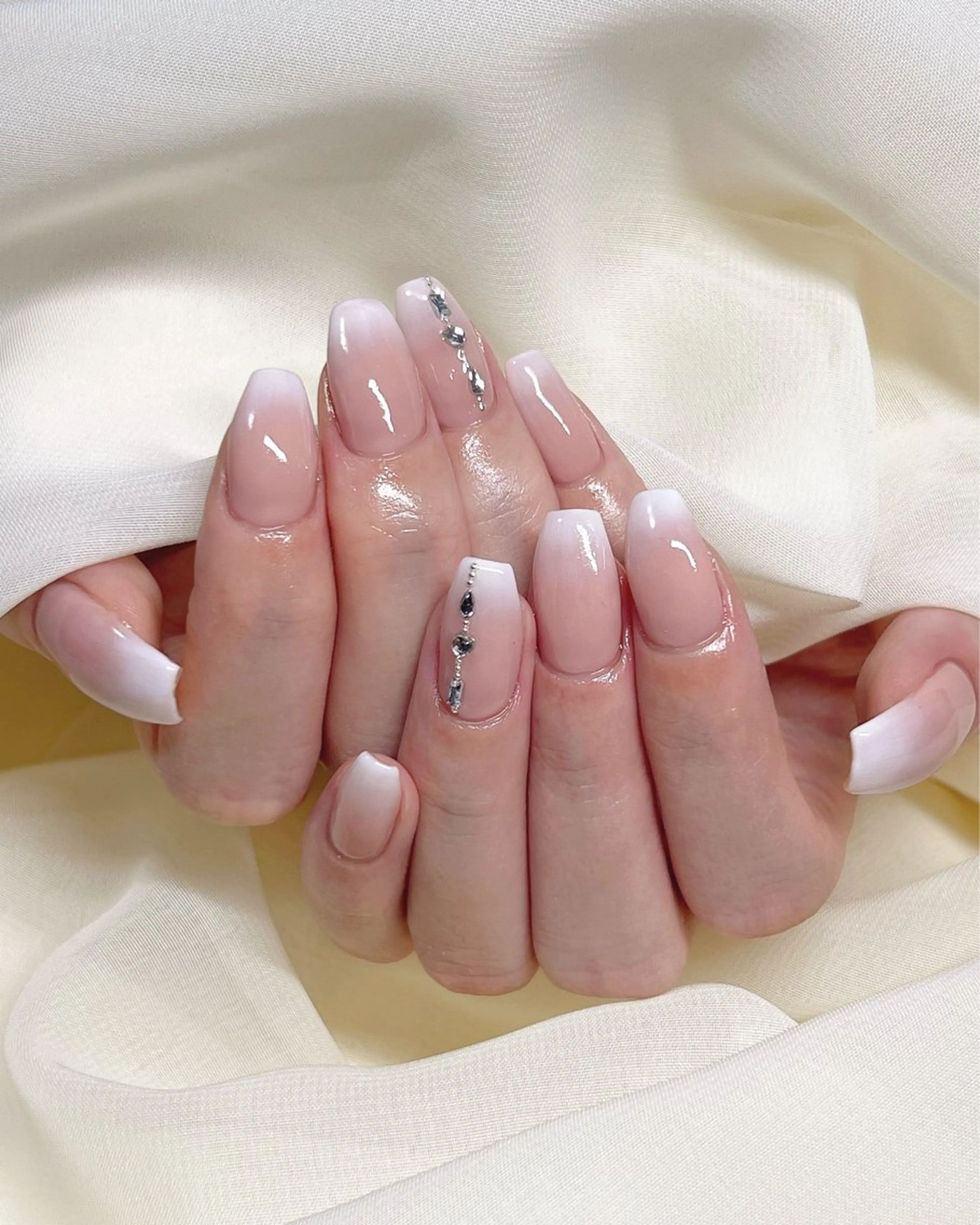 ネイル シンプルネイル nail salon MUAのネイルデザイン