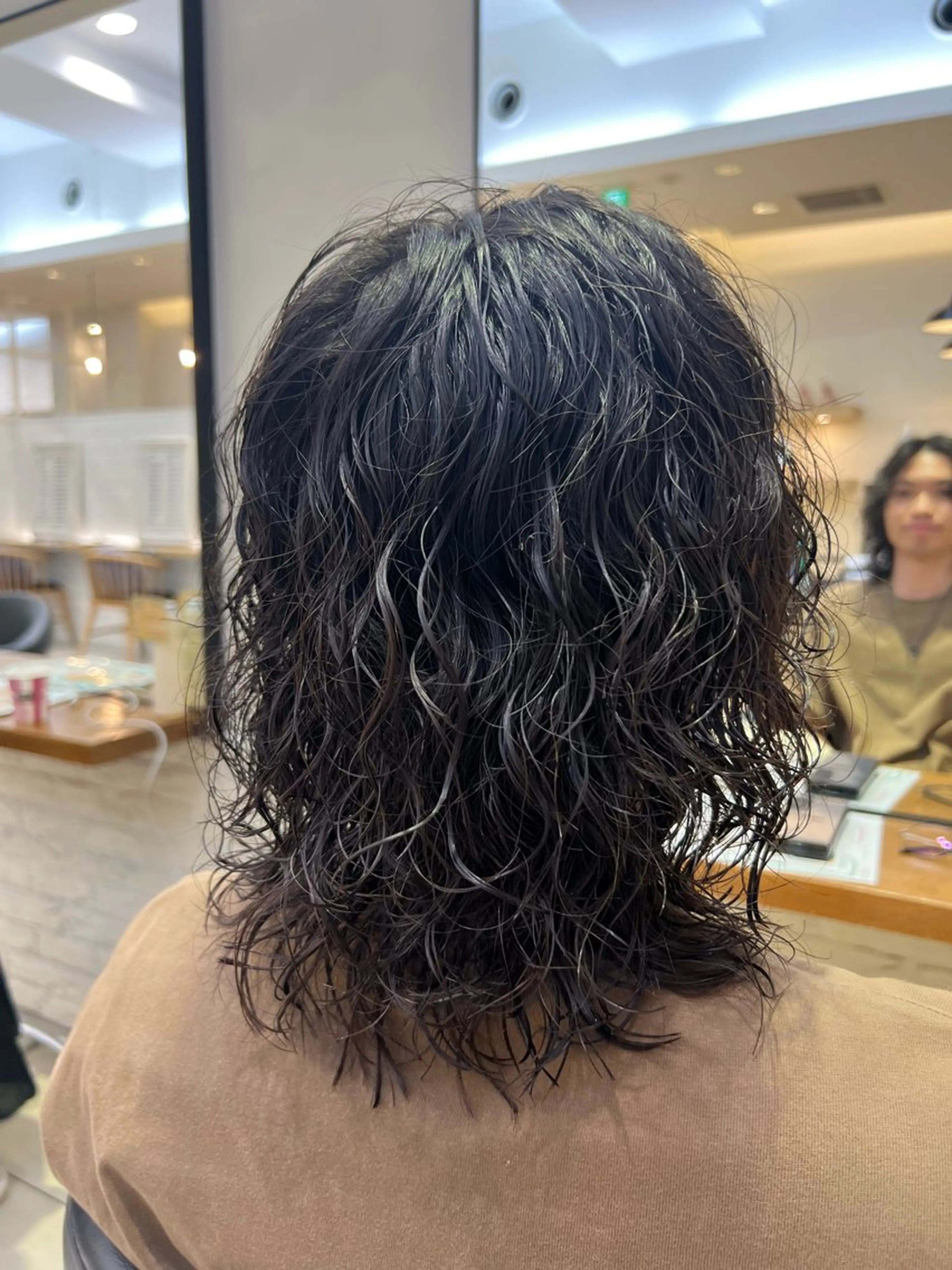 ロング パーマ メンズ ロング メンズパーマ 岩成健志郎のヘアスタイル