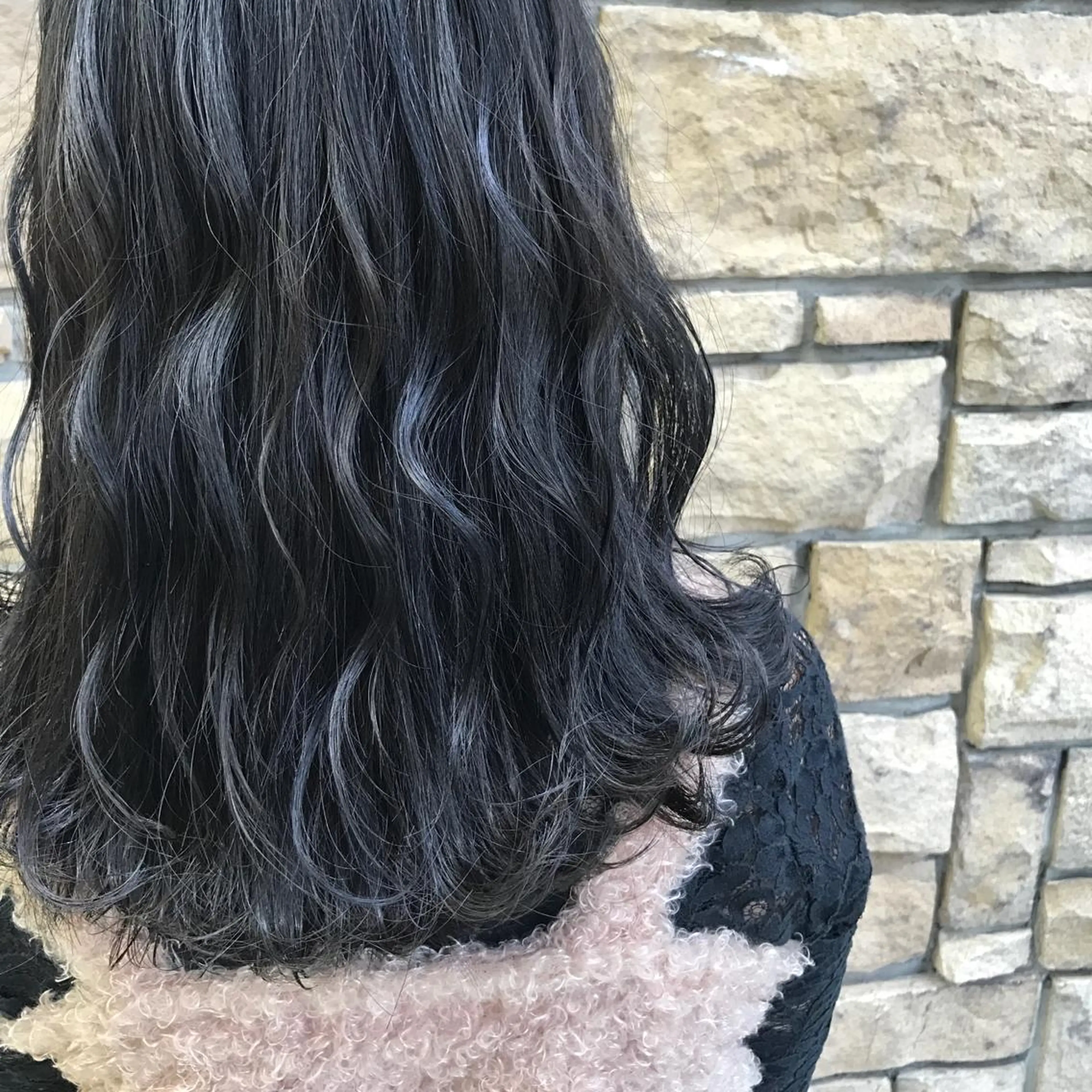 セミロング カラー アッシュ ブルーカラー ブルーアッシュ AMI ウルフパーマ/メンズのヘアスタイル