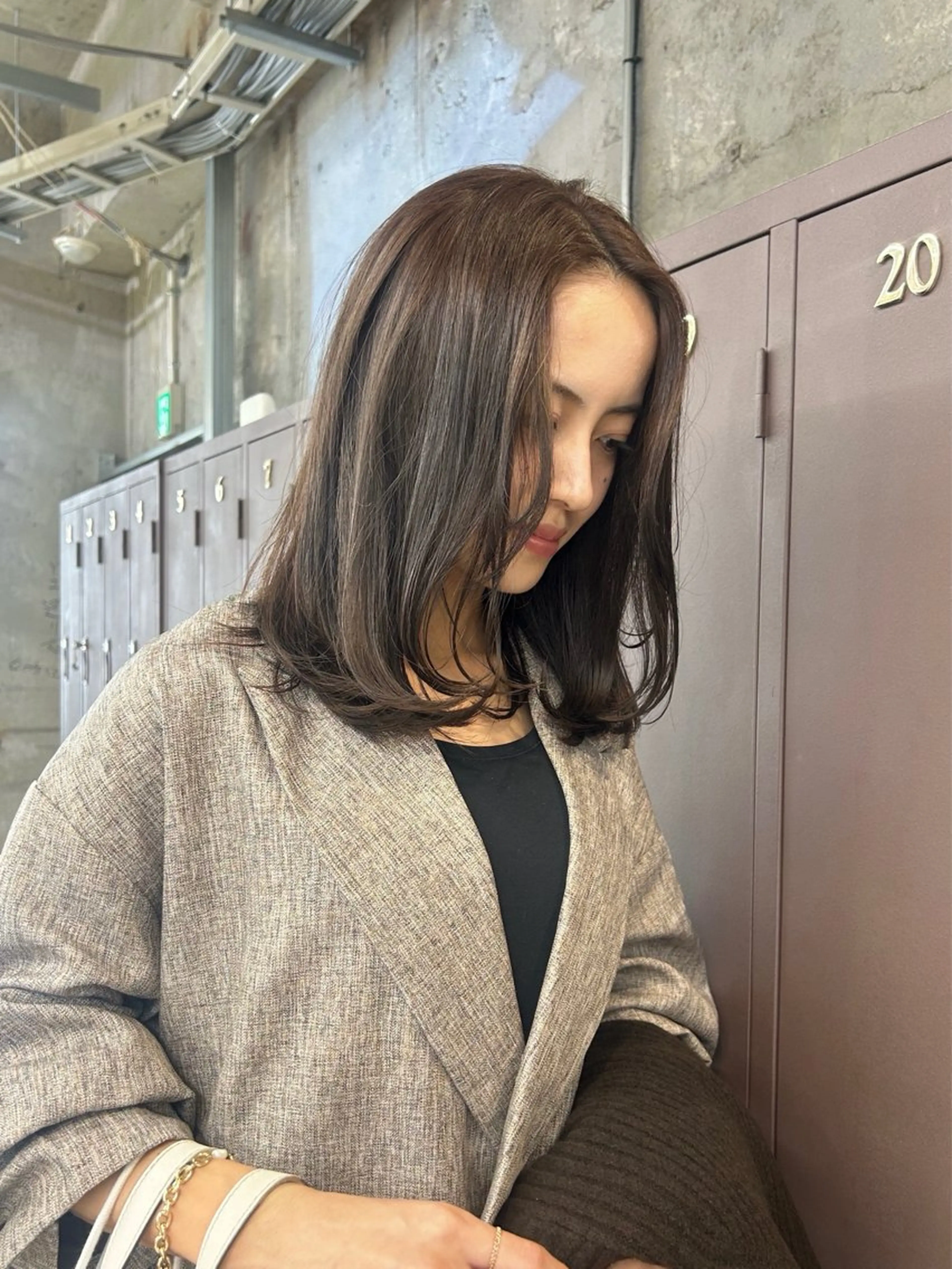 ミディアム カット ヘアカラー 伊藤ほのか /パーマ/ショートのヘアスタイル