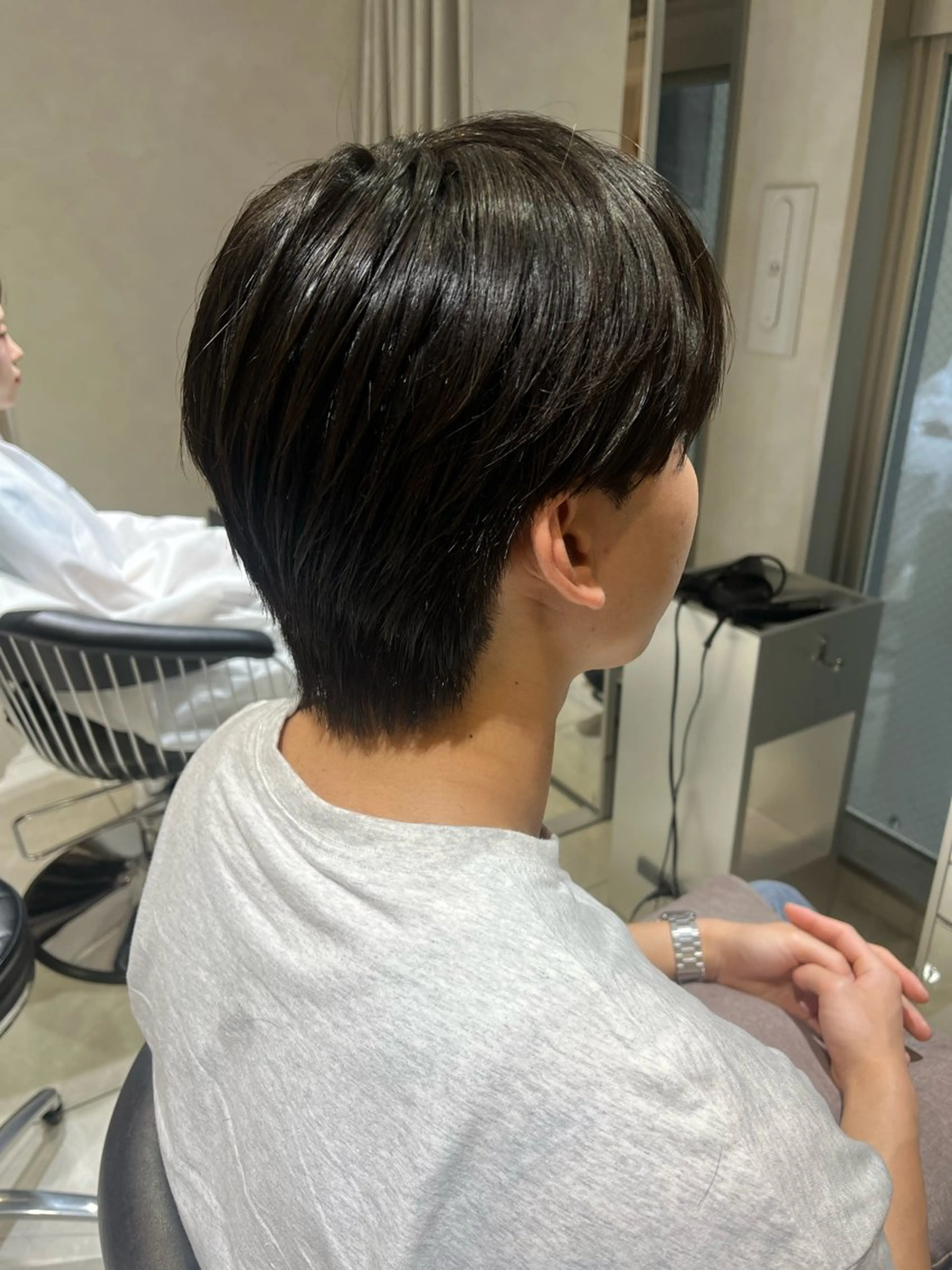 メンズ カット パーマ メンズセンターパート 🇰🇷wakanaのヘアスタイル