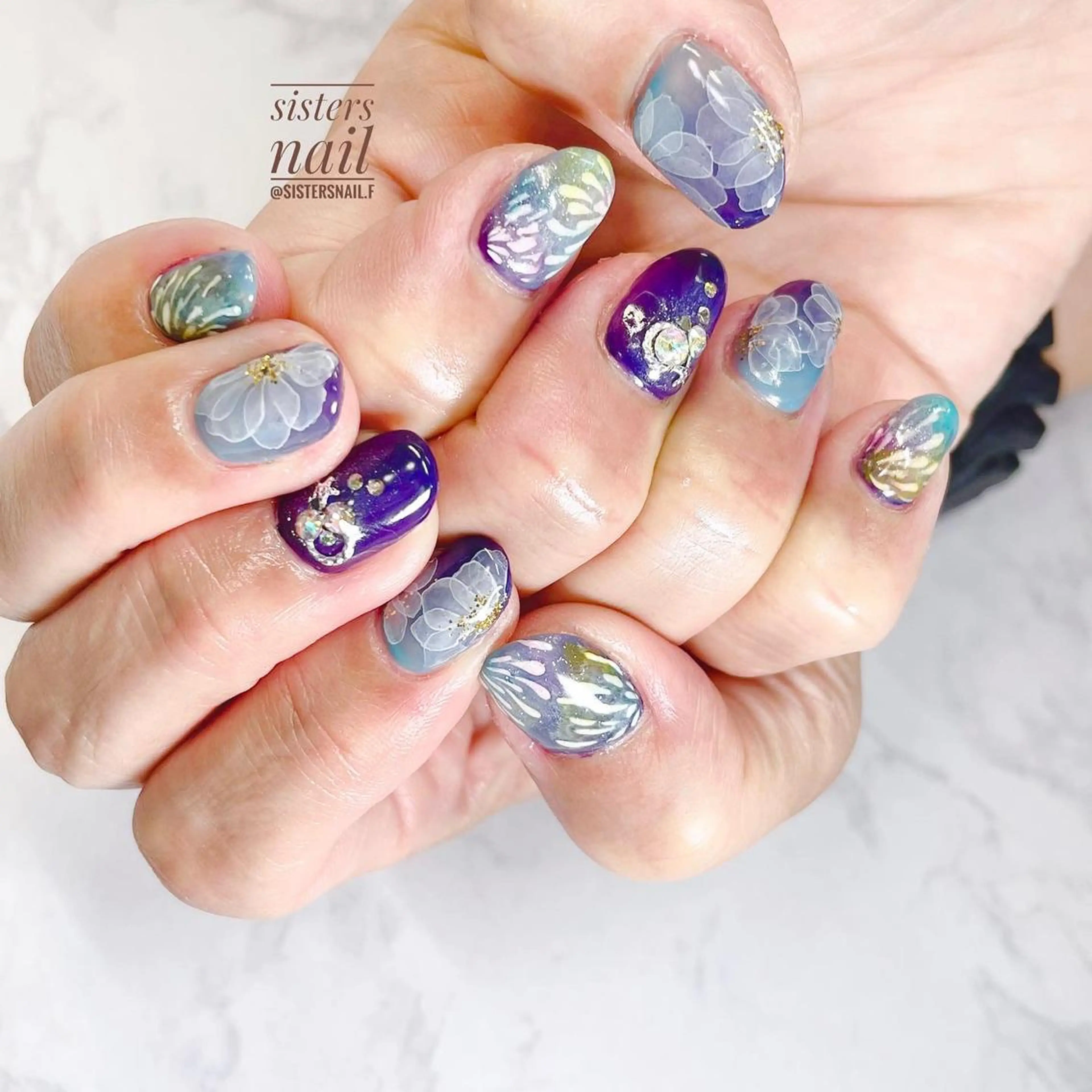 ネイル アートネイル フラワーネイル グラデーション キラキラネイル ラメ(グリッター) sisters nail.fのネイルデザイン