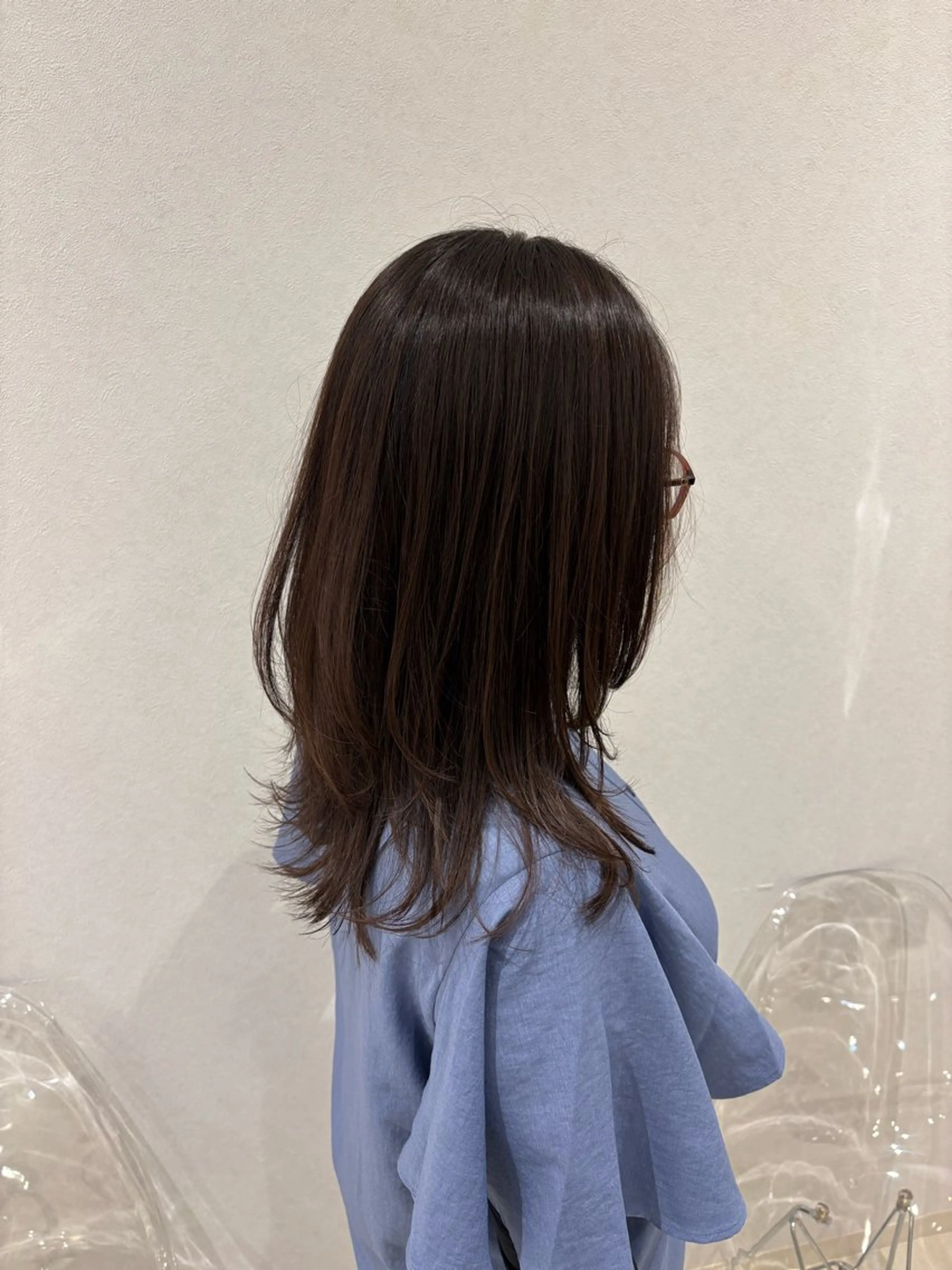 ミディアム ミディアムレイヤー レイヤーカット ゆうな VISAGE dioのヘアスタイル