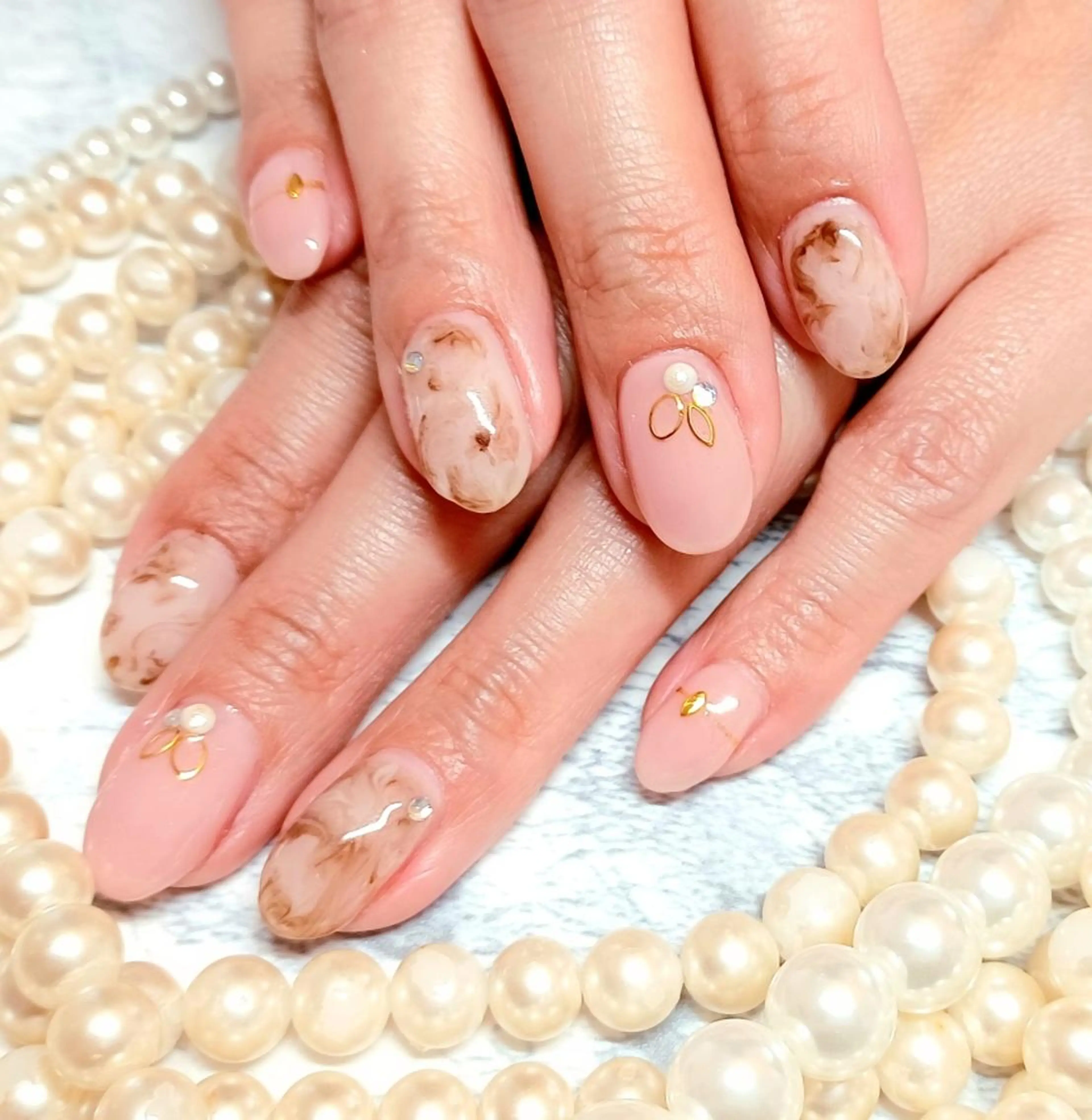 ミディアム ネイル オフィスネイル Micky nail chikushinoのネイルデザイン