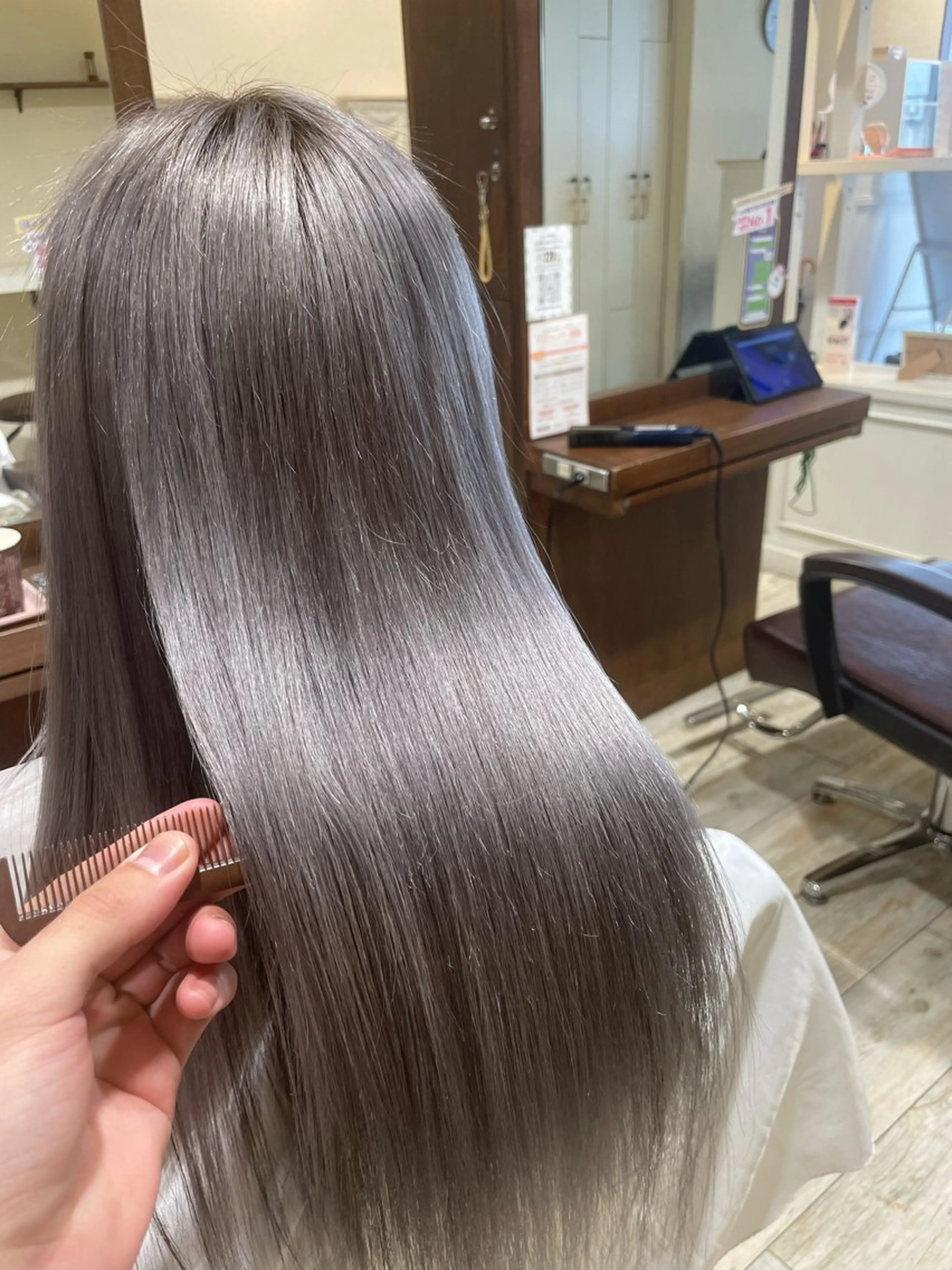 ロング 髪質改善 SHEER. 大阪梅田所属・髪質改善/ 梅田中崎町/宮里のヘアスタイル