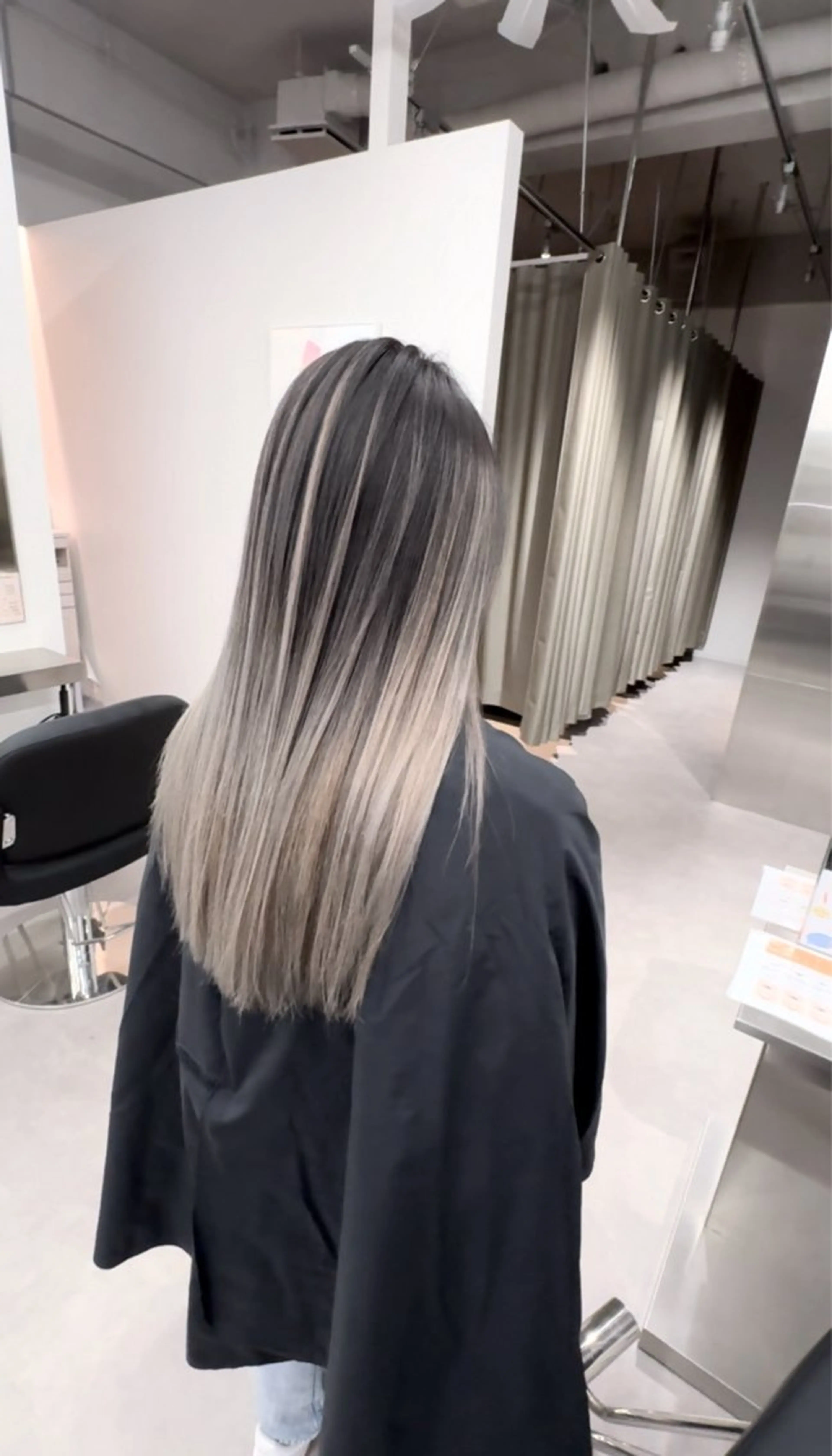 ロング カラー シールエクステ/ 美髪カラー/茉央のヘアスタイル