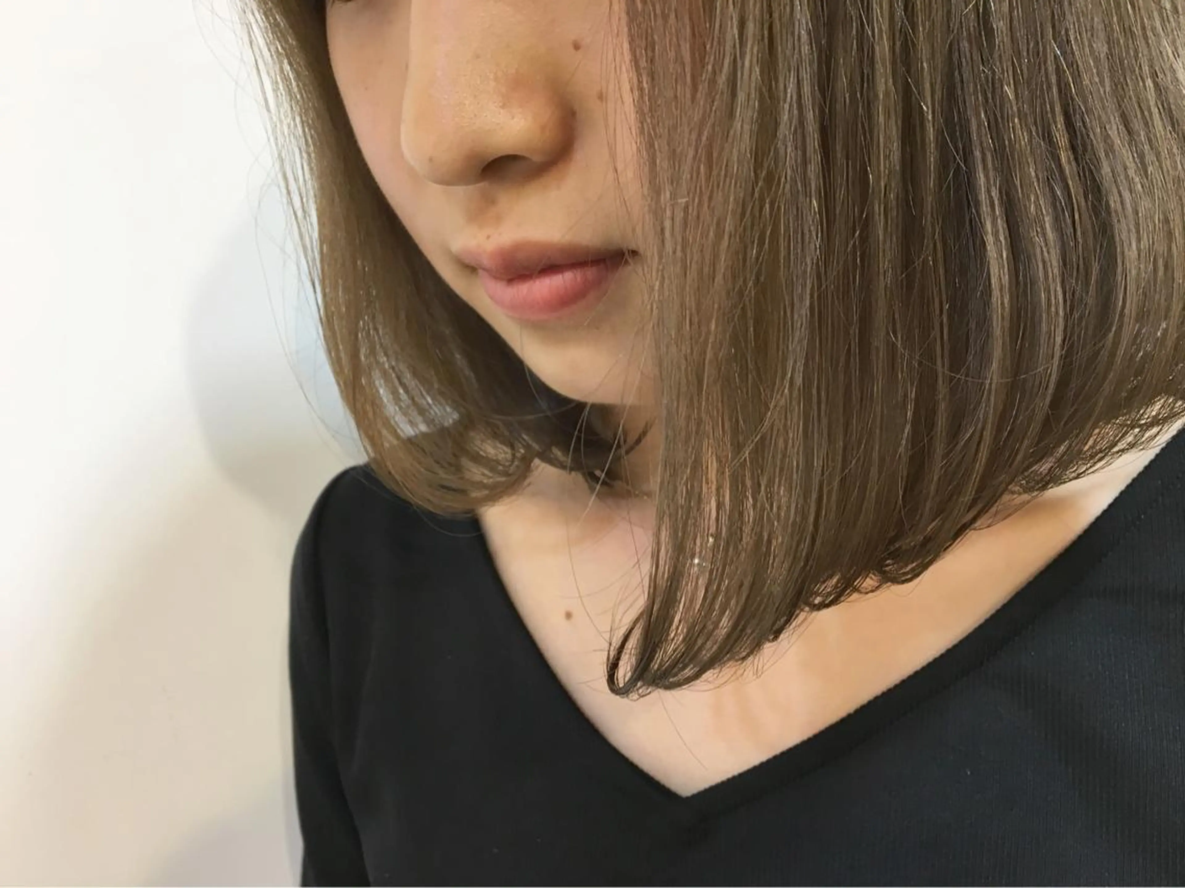 ミディアム カラー ベージュカラー ダブルカラー 横浜ブリーチムラ直し ハイトーン/ブリーチのヘアスタイル