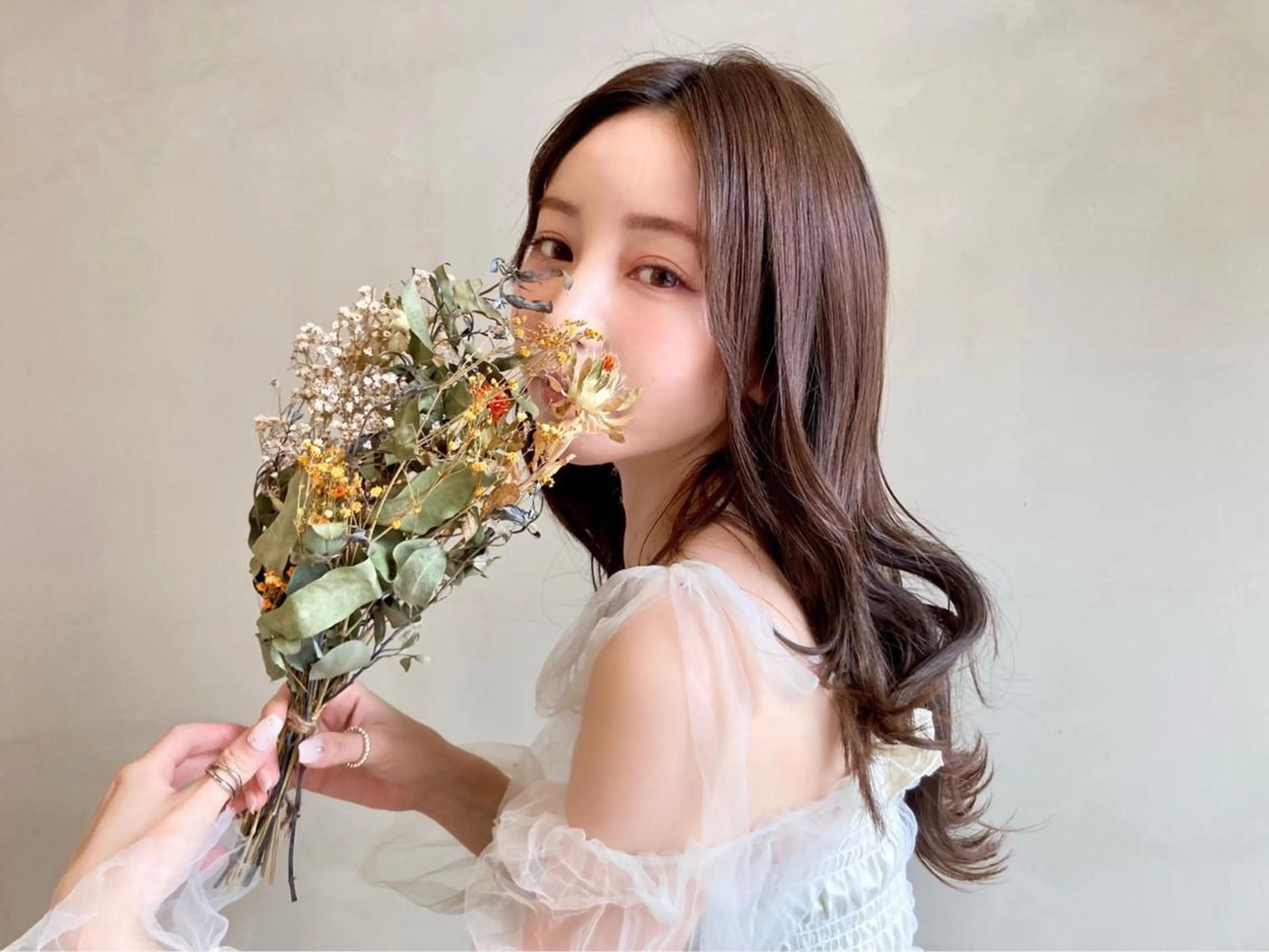 ロング 松本 唯のヘアスタイル