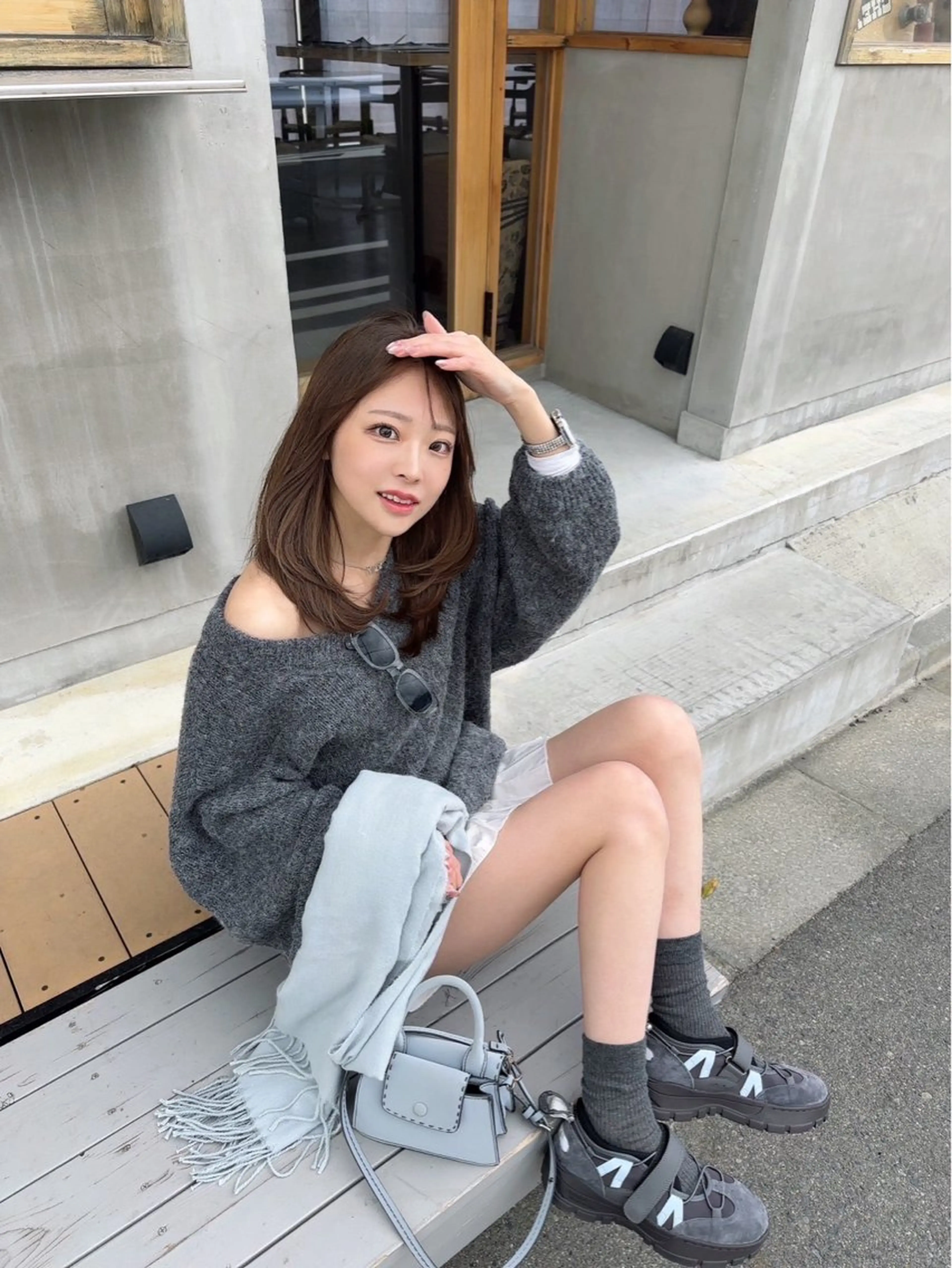 セミロング カラー 透明感カラー 髪質改善 韓国風ヘア レイヤーカット カット ヘアカラー トリートメント 髪質改善 赤み消しカラー山本のヘアスタイル