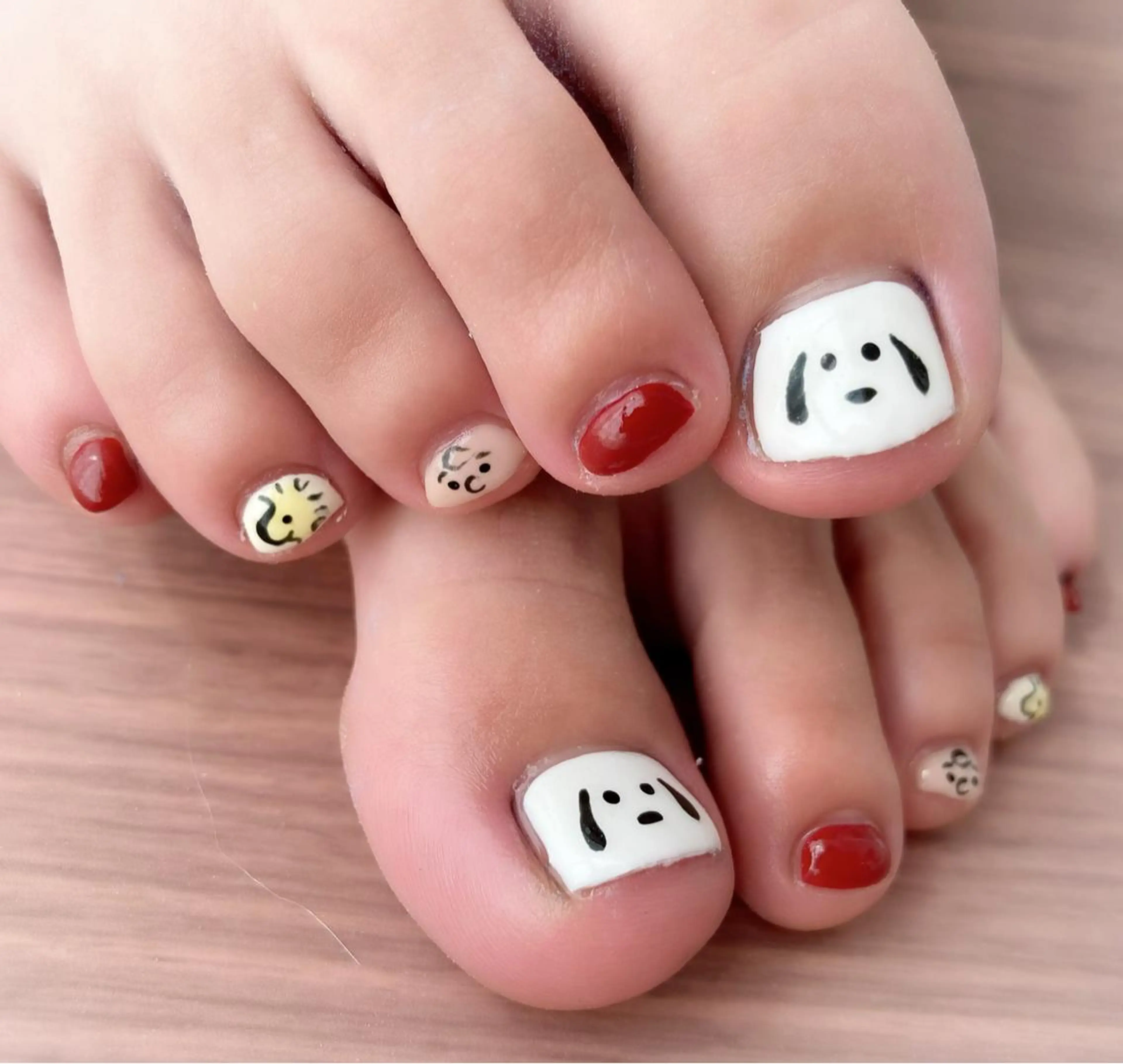 ネイル フットネイル エース ネイルのネイルデザイン