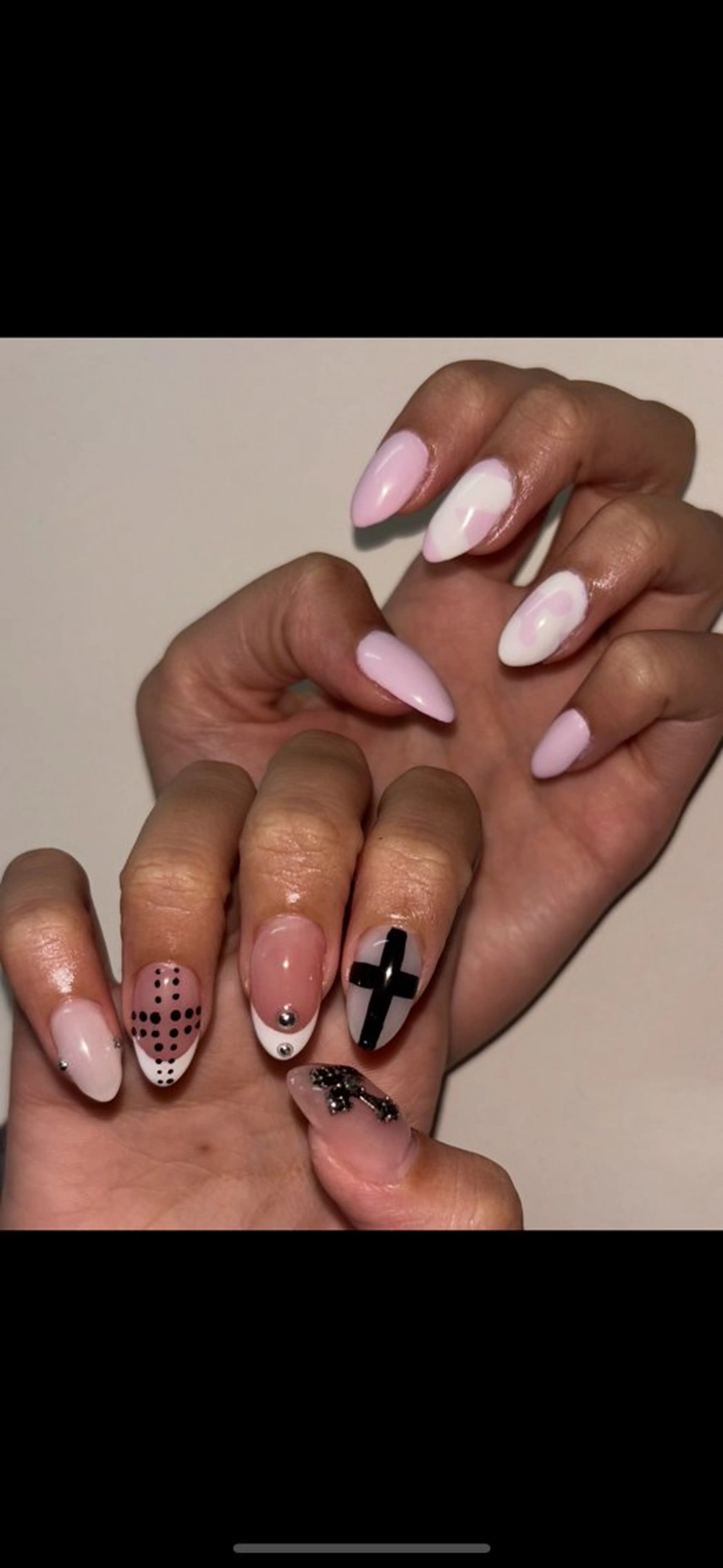 ネイル ハンドネイル フットネイル 堤 ノアのネイルデザイン