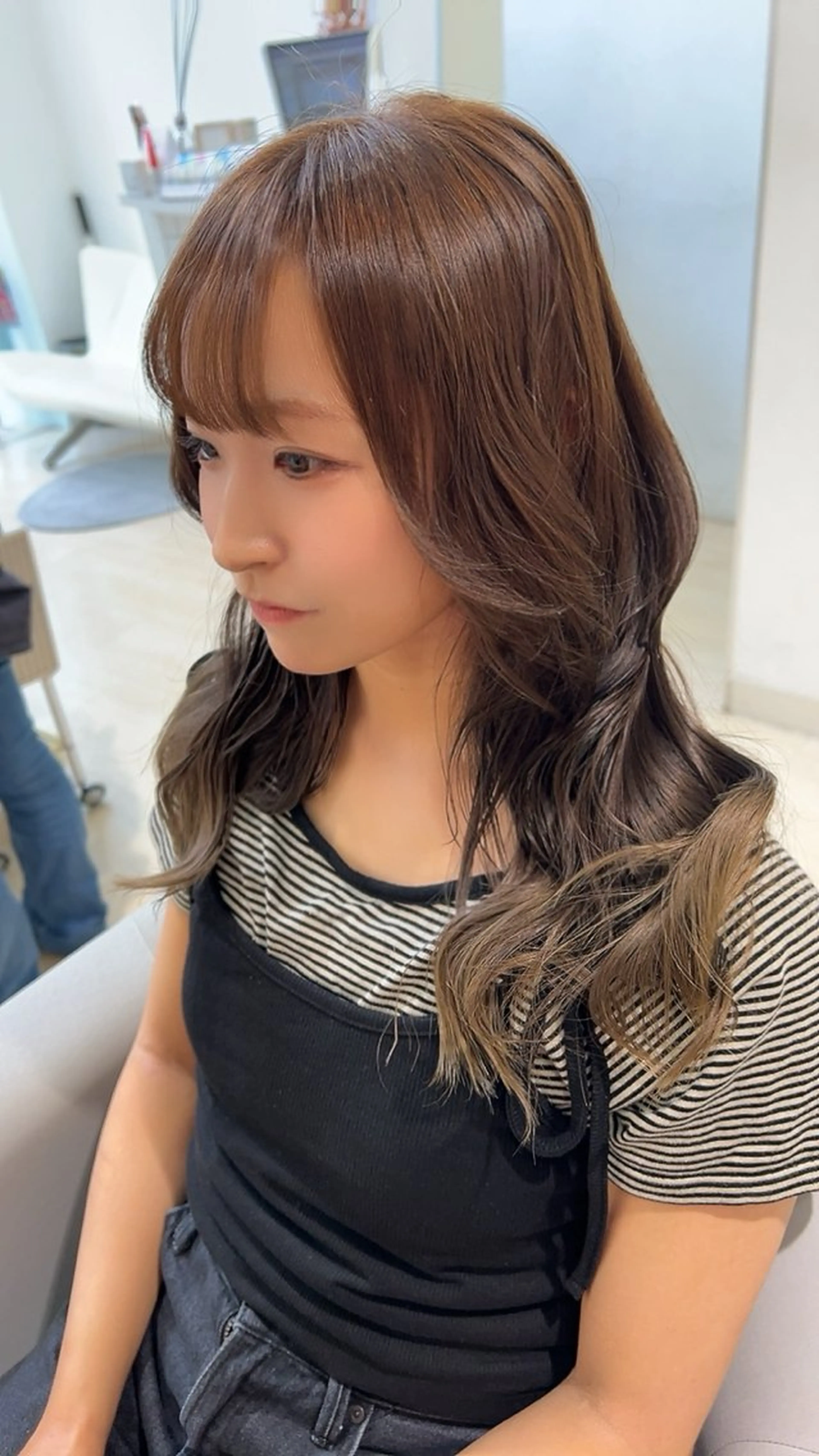 ミディアム カラー カット ヘアカラー トリートメント 堀井 凌平のヘアスタイル