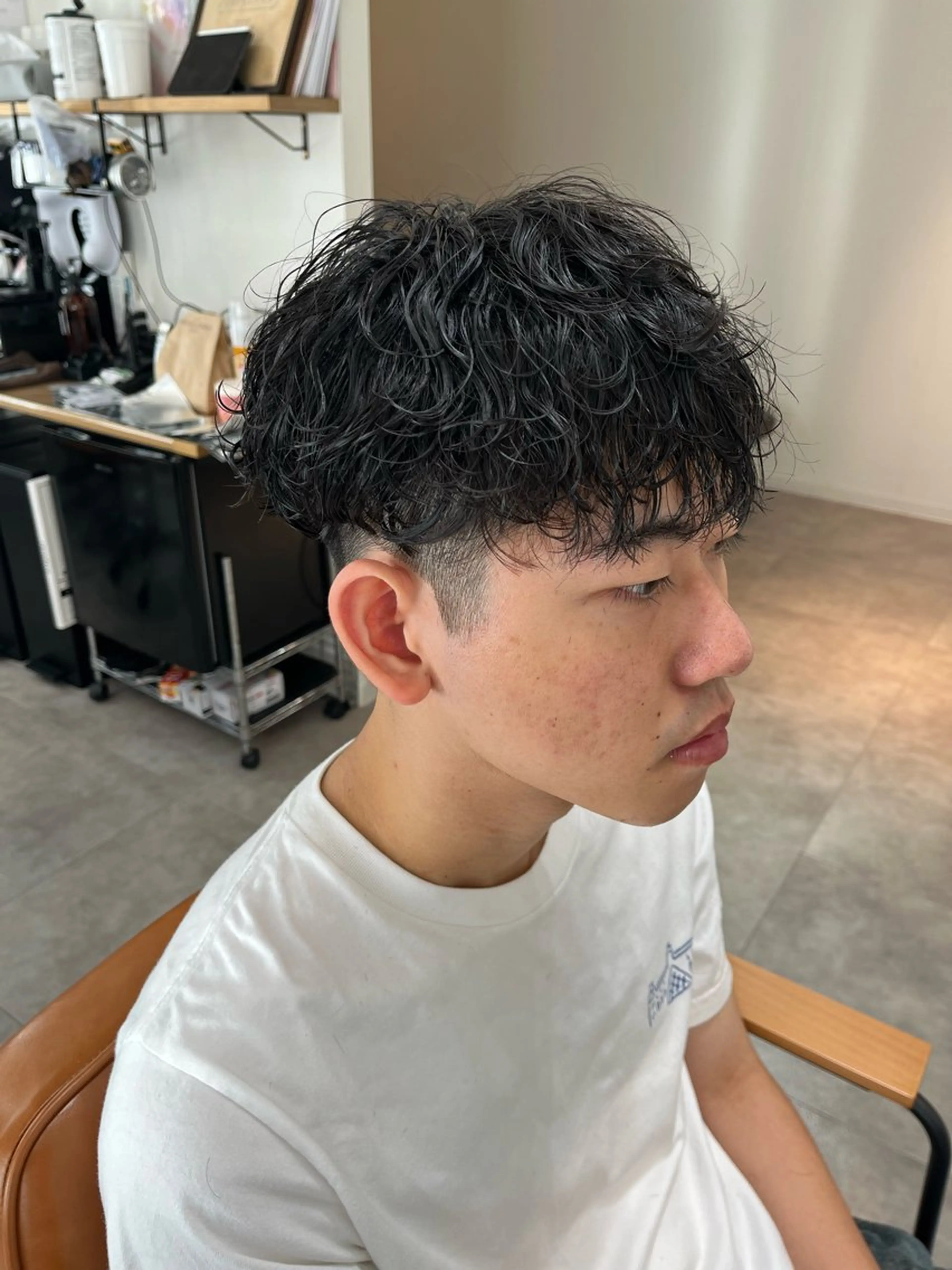 メンズ マッシュ メンズパーマ 波巻きパーマ こうき/前髪割れ癖 改善/カット/カラーのヘアスタイル