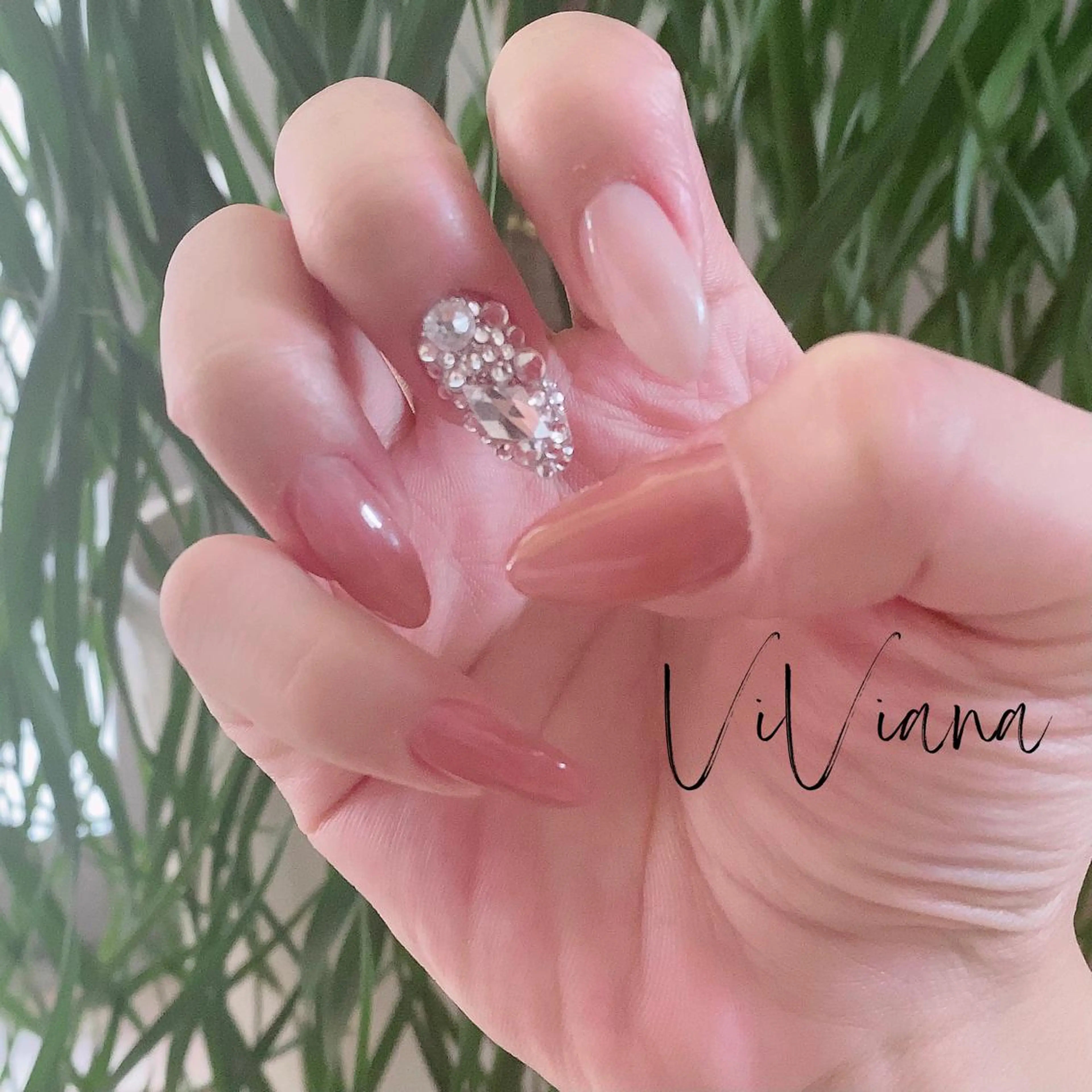 ネイル ハンドネイル ViViana ｳﾞｨｳﾞｨｱﾅのネイルデザイン