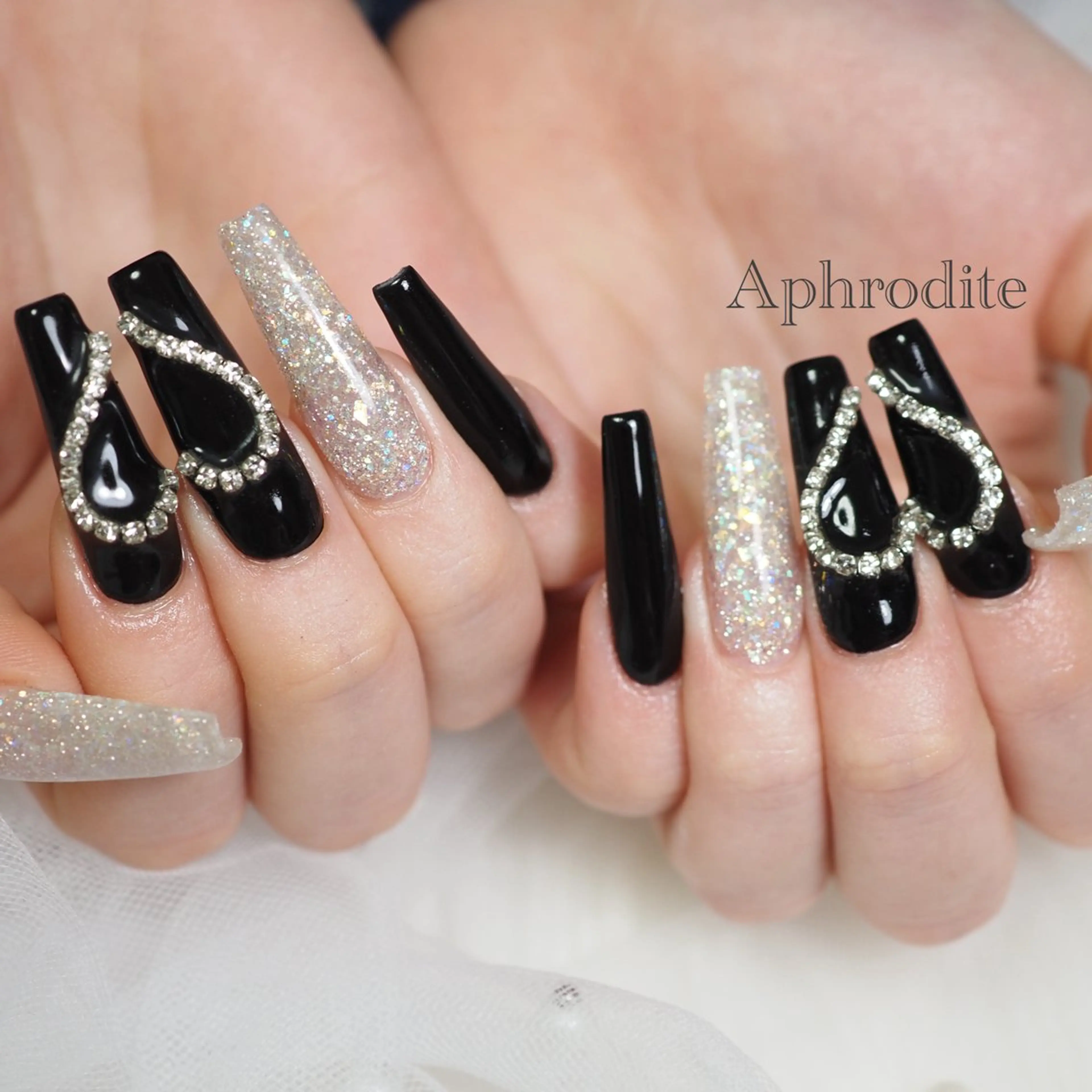 ネイル Aphrodite パラジェル認定サロンのネイルデザイン