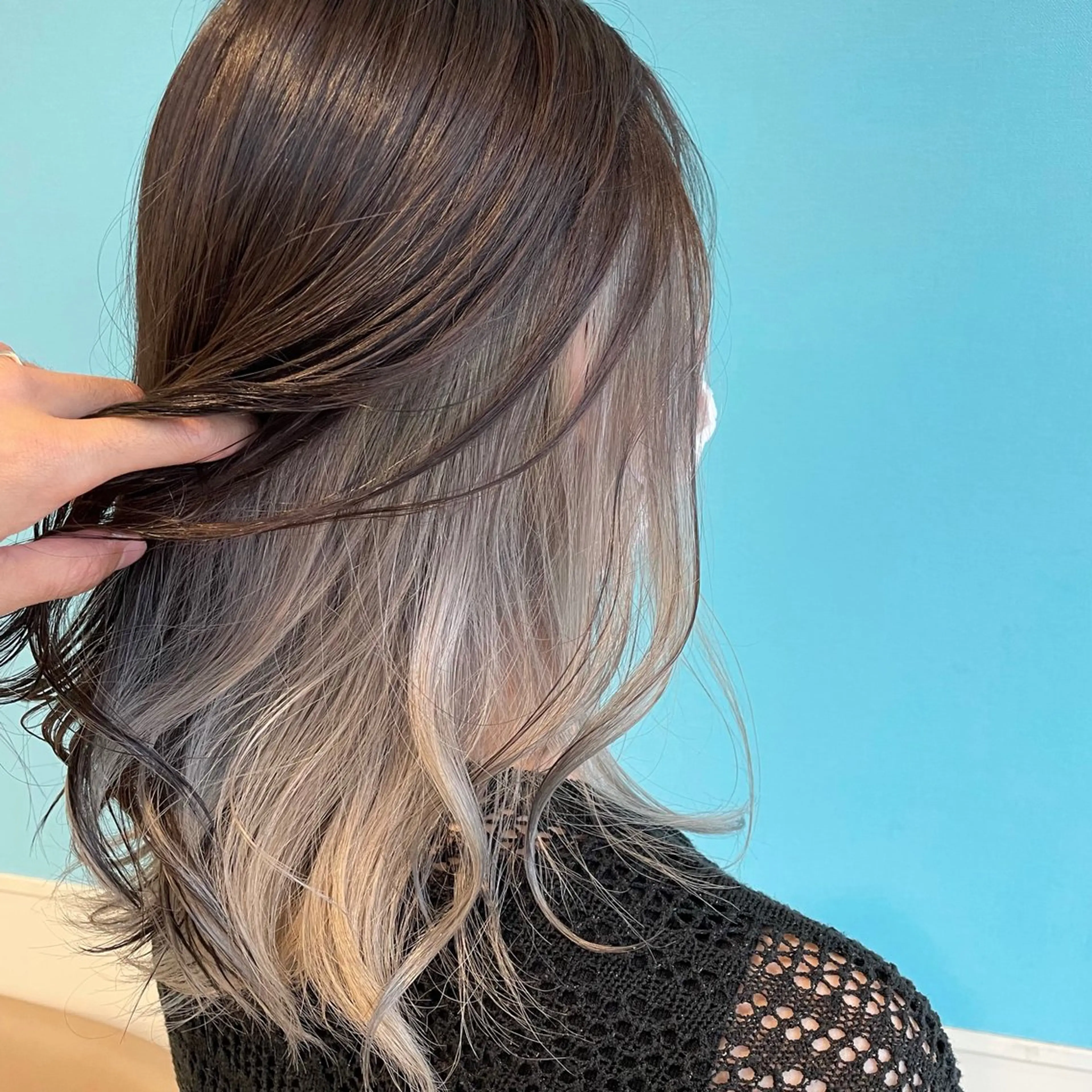 セミロング カット ヘアカラー トリートメント 日置 大智のヘアスタイル