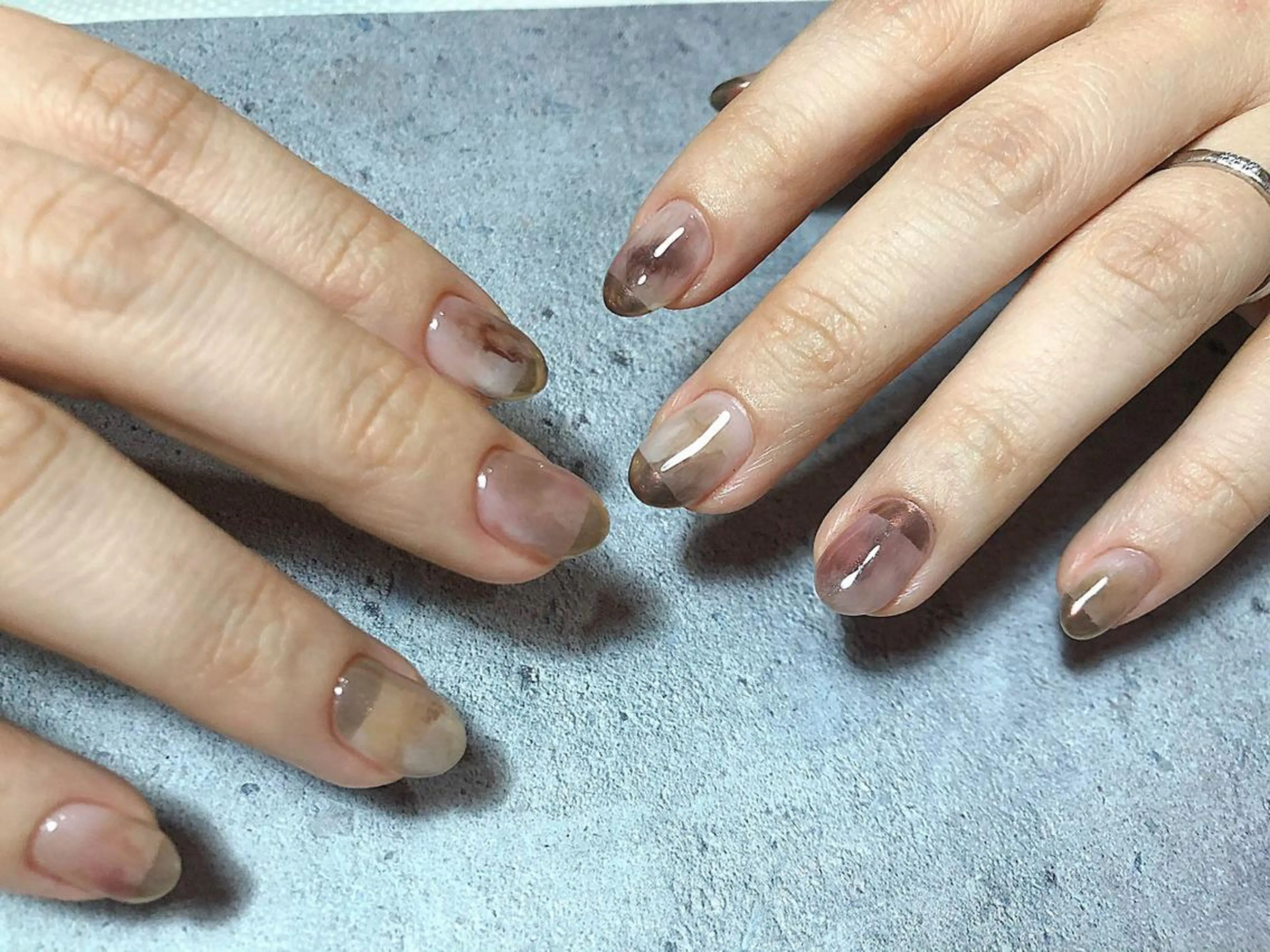 ショート カラー ネイル マツエク・マツパ ハンドネイル illum hicariのネイルデザイン