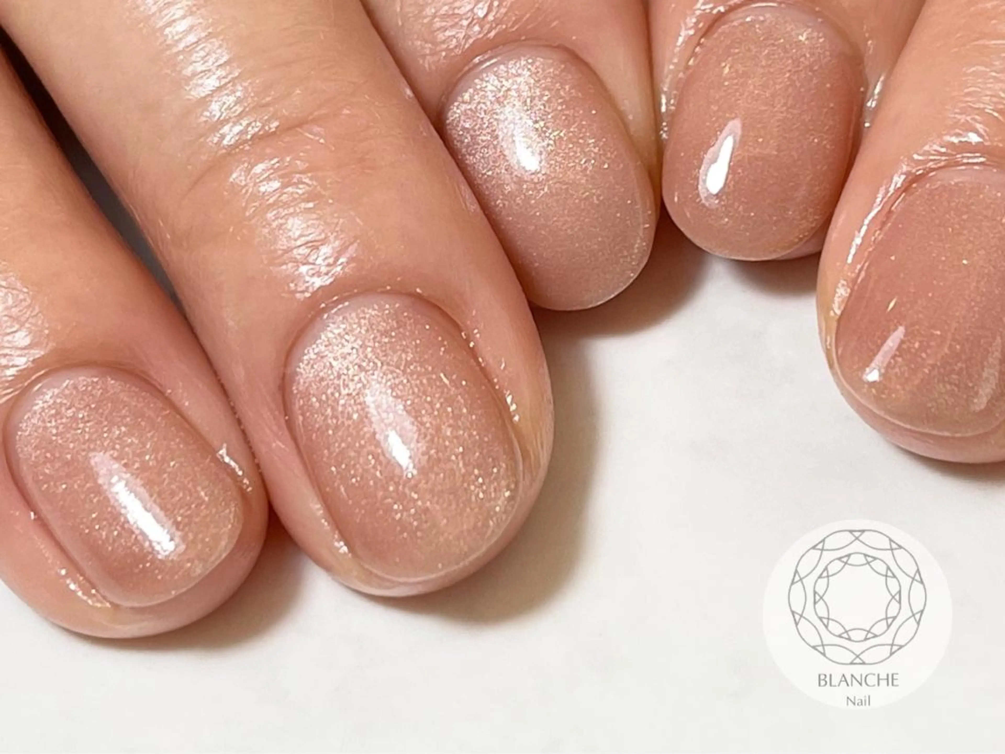 ネイル BLANCHE Nailのネイルデザイン