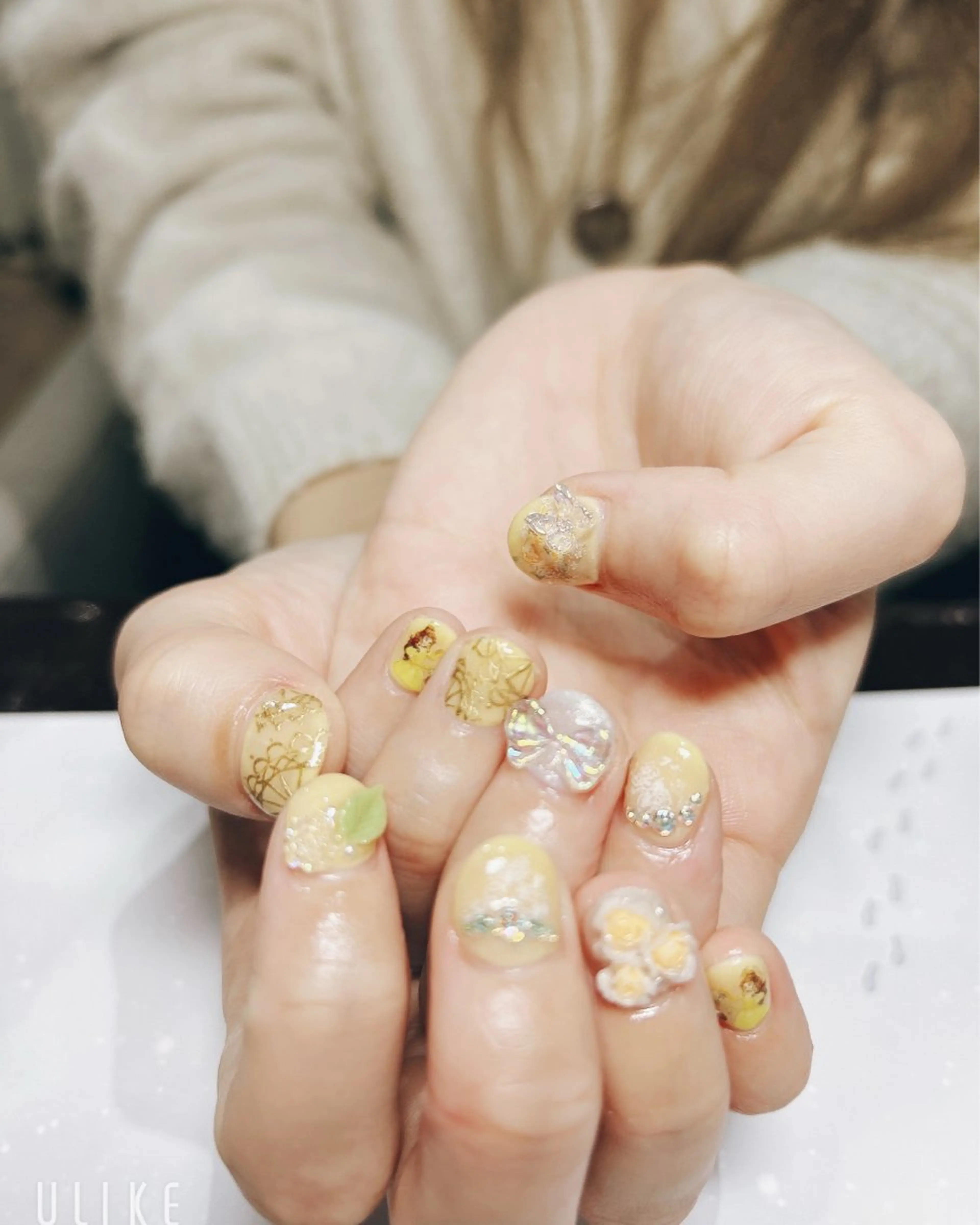 ネイル 成人式 ハンドネイル 吉野✨ ネイルデザイナー✨のネイルデザイン