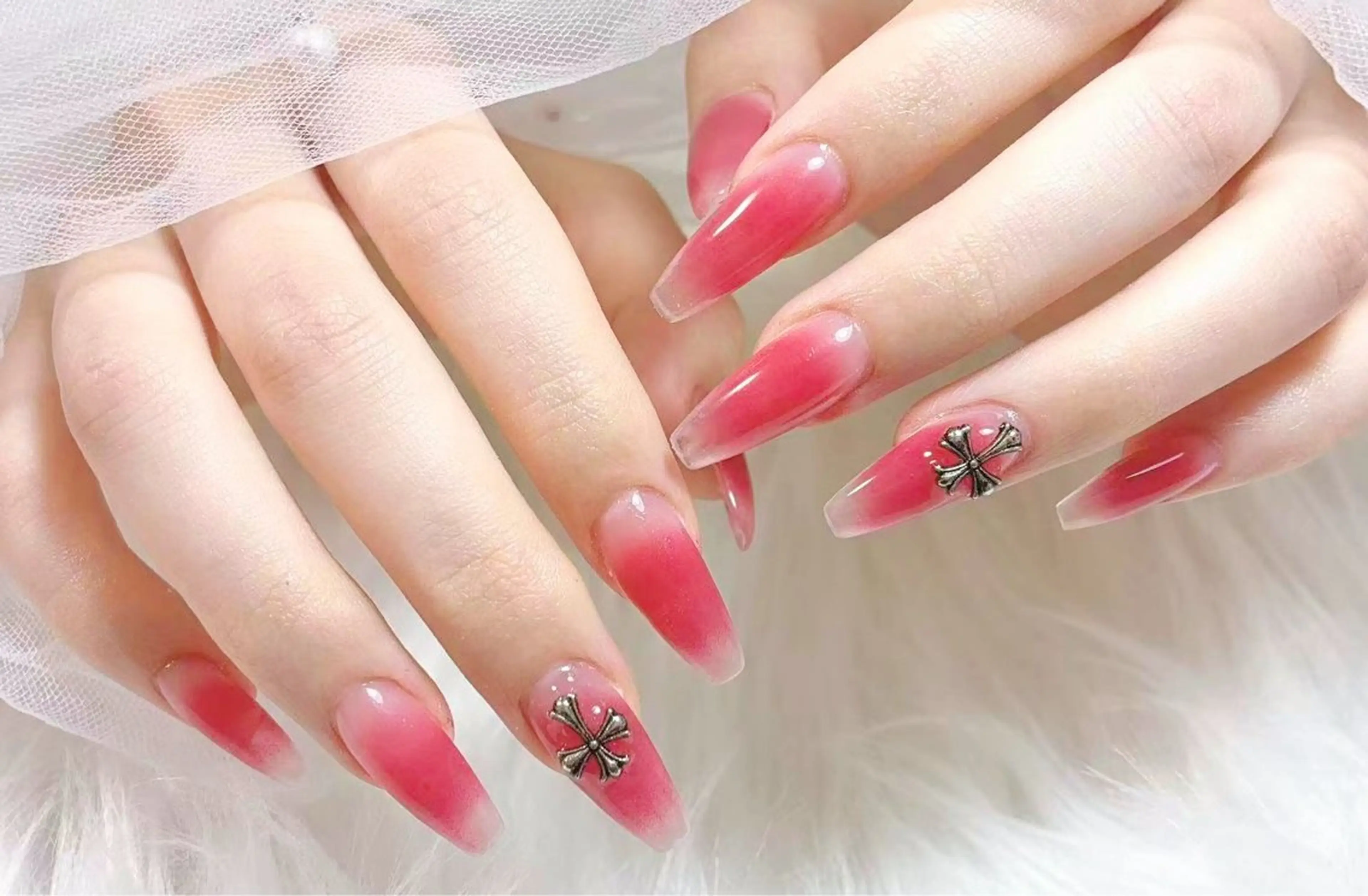 ネイル アニマル柄 チークネイル 成人式 フラッシュネイル フットネイル ハンドネイル 長さだし/持込/ ins風ネイル/Umのネイルデザイン