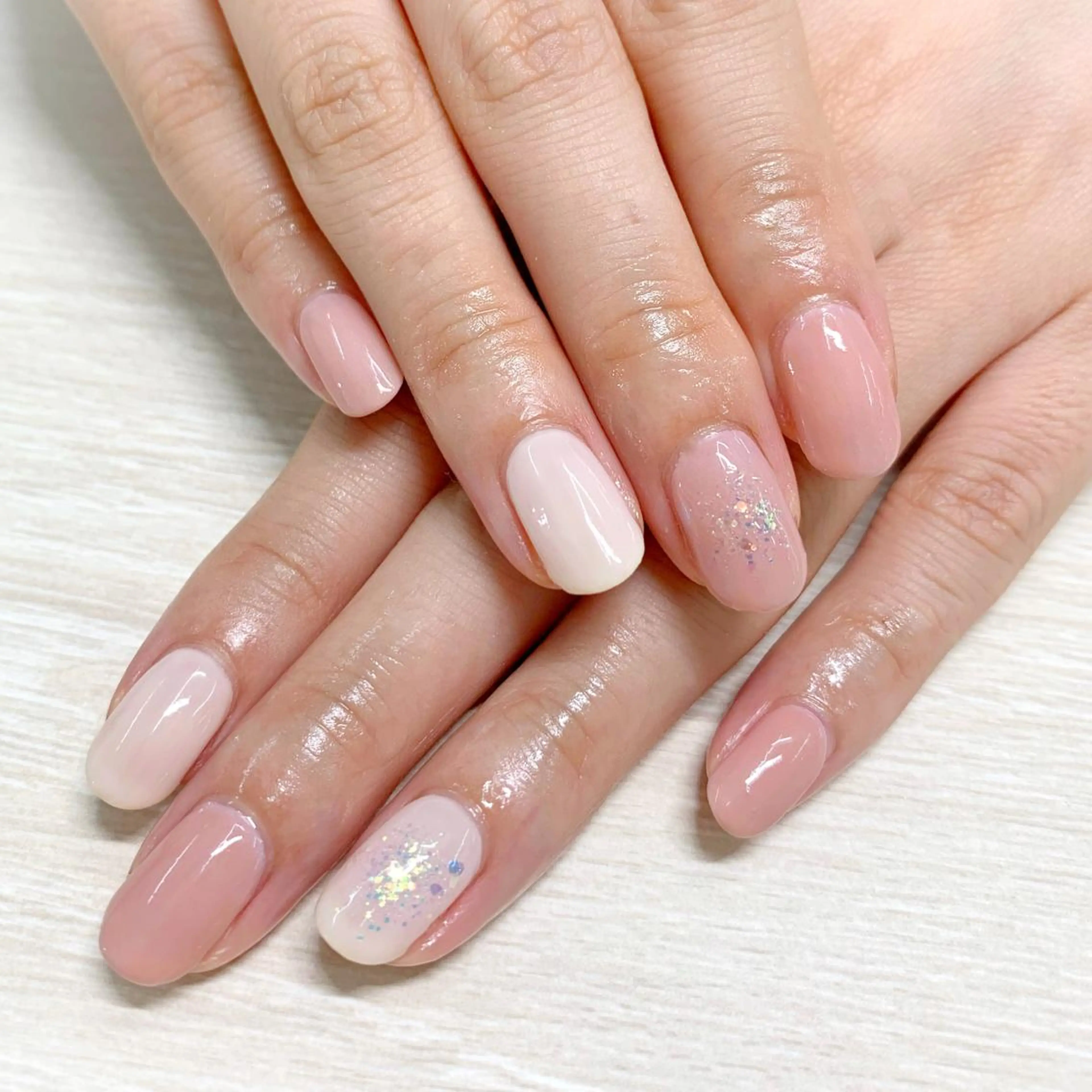 ネイル glossnail MIKIのネイルデザイン