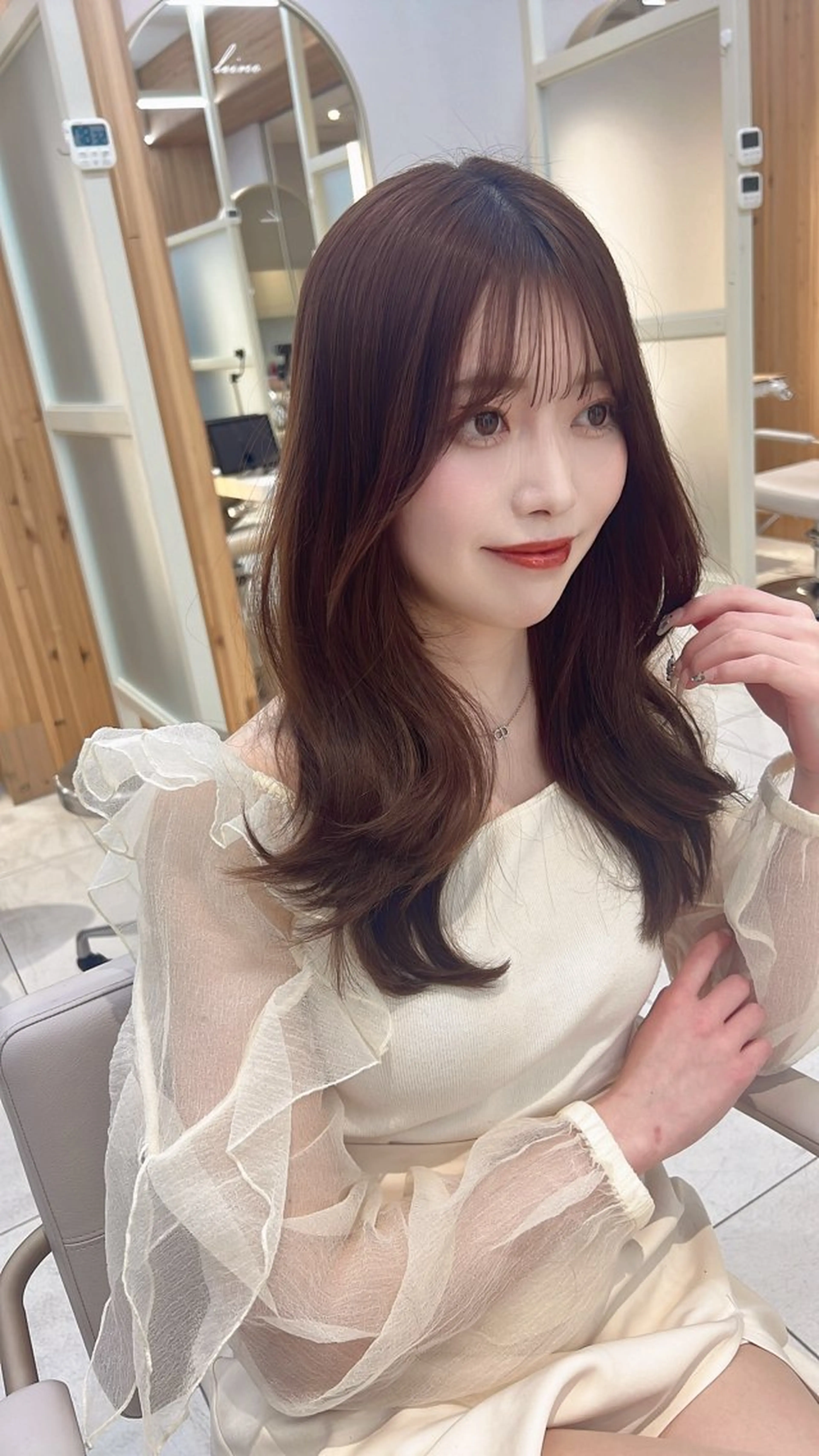 ロング レイヤーカット/ 顔まわり/アオイのヘアスタイル