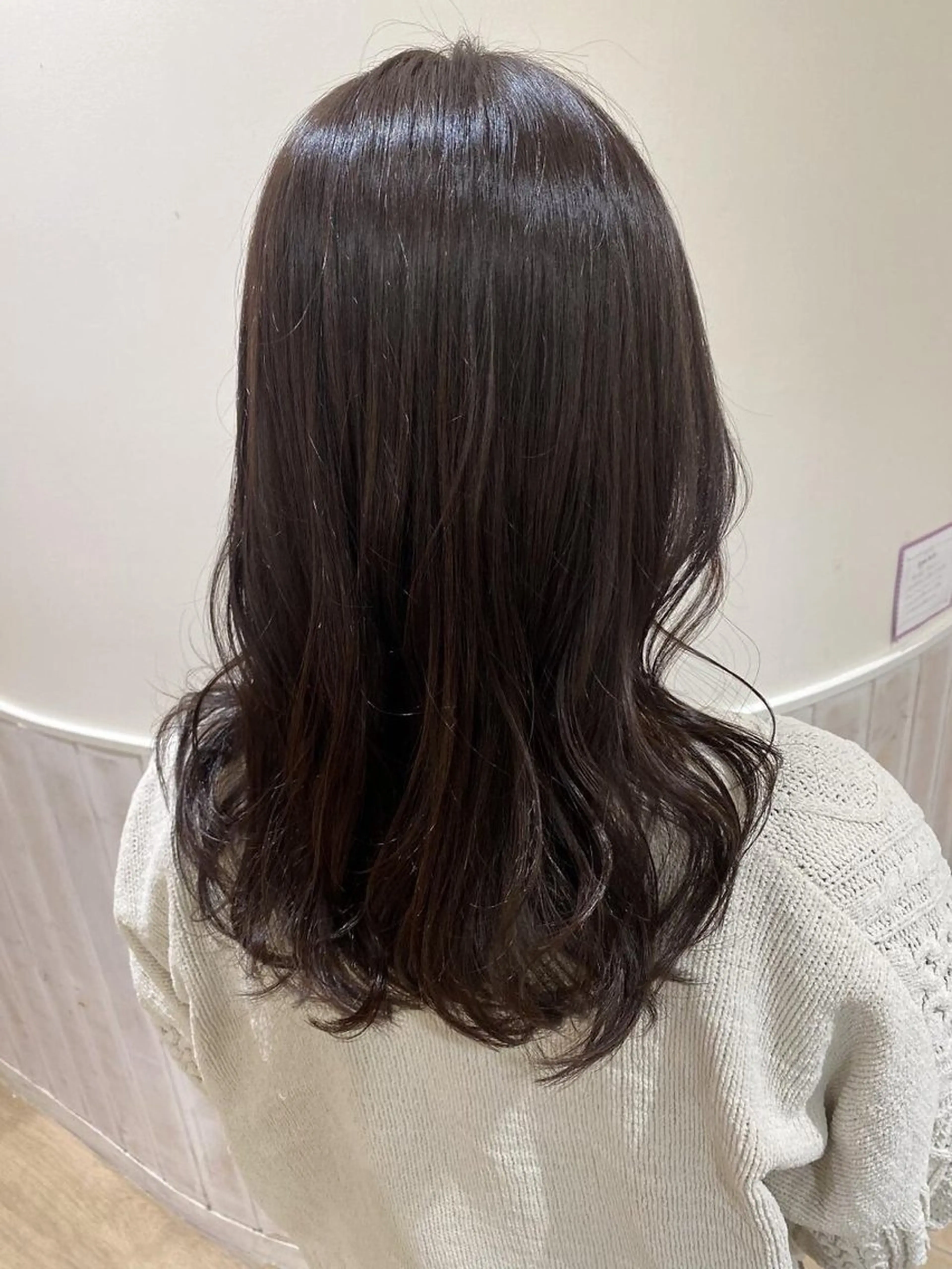 セミロング カラー キッズ グレージュ 透け感カラー🌿 小島 りなのヘアスタイル