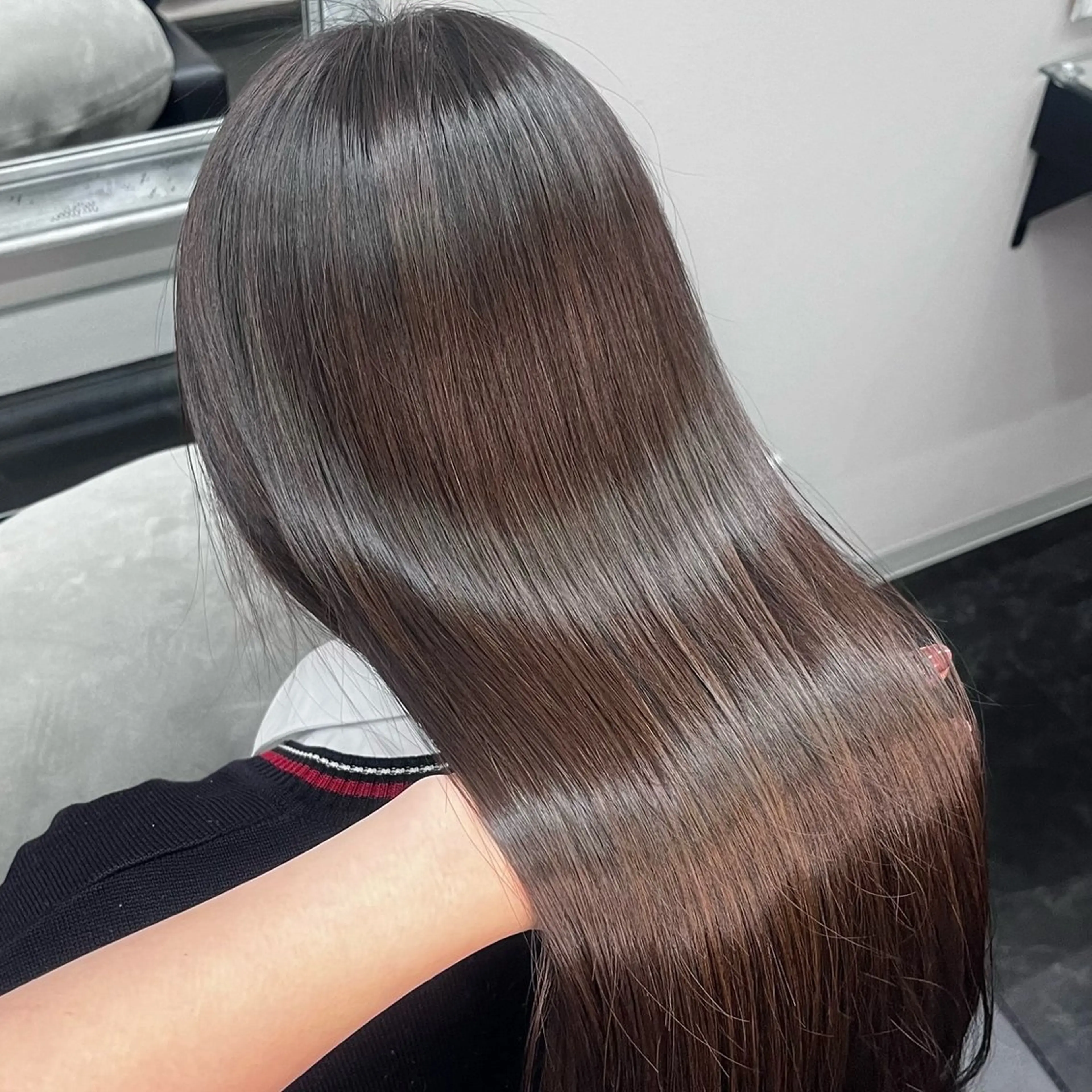 【最高級✨美髪𝒉𝒂𝒊𝒓に🙌🏻︎‪】髪質改善縮毛矯正＋髪質改善トリートメント付きの写真