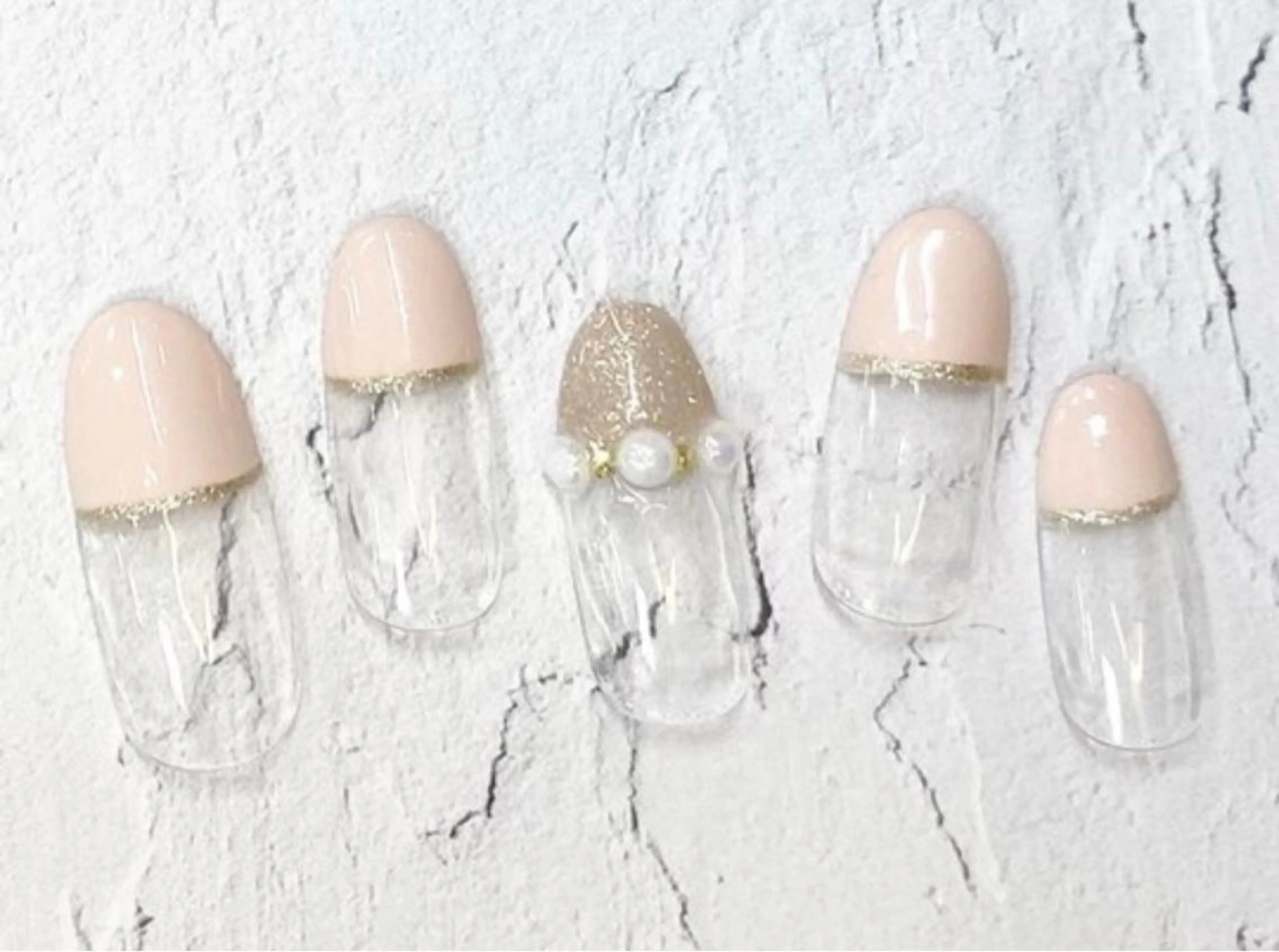 ネイル ハンドネイル ハンドケア UniqueNail 長さだし専門店のネイルデザイン