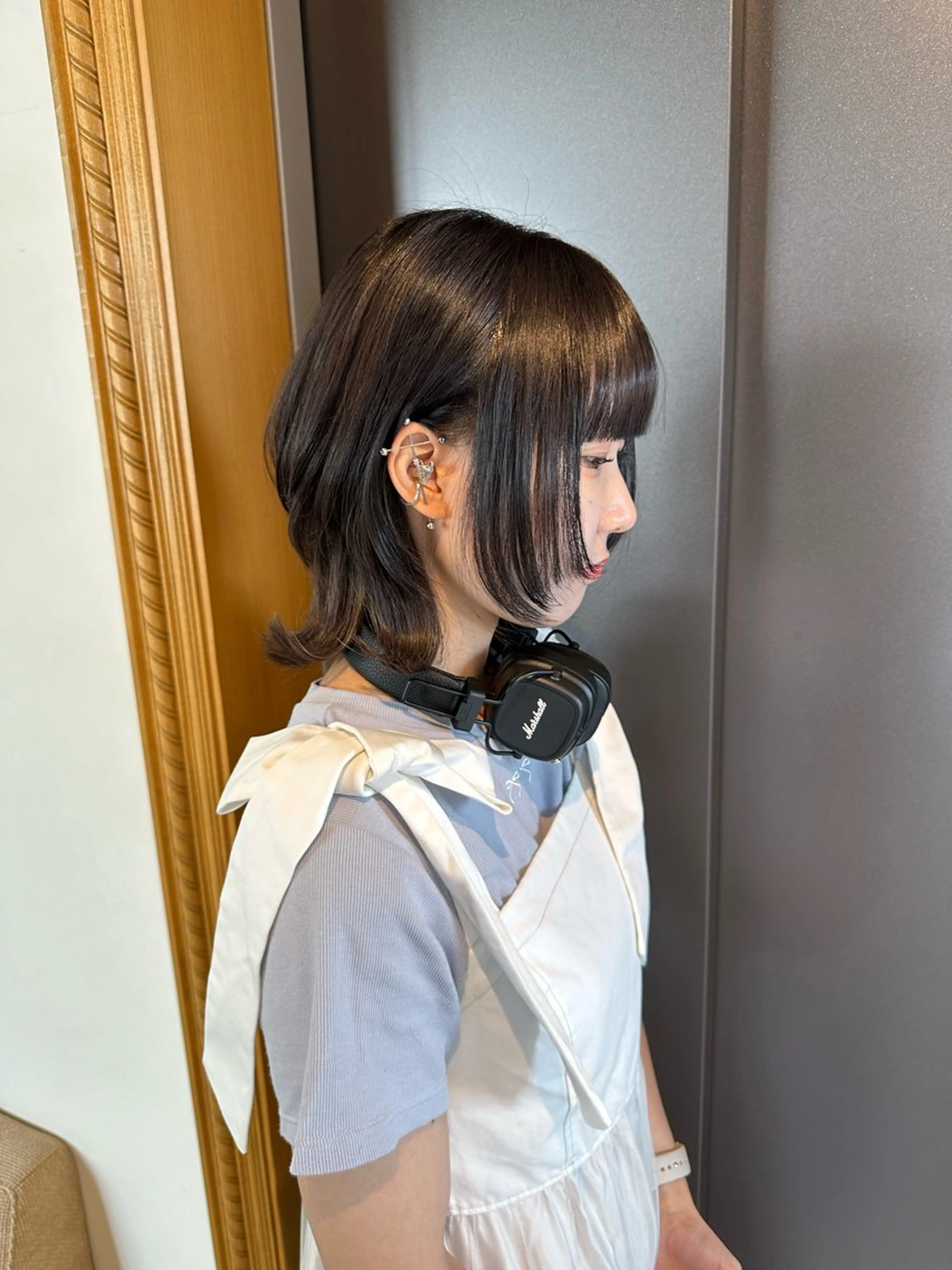 ショート ボブ くびれヘア 顔まわりレイヤー 顔周りカット ハッシュカット カット 大阪ウルフカット ハッシュカットのヘアスタイル