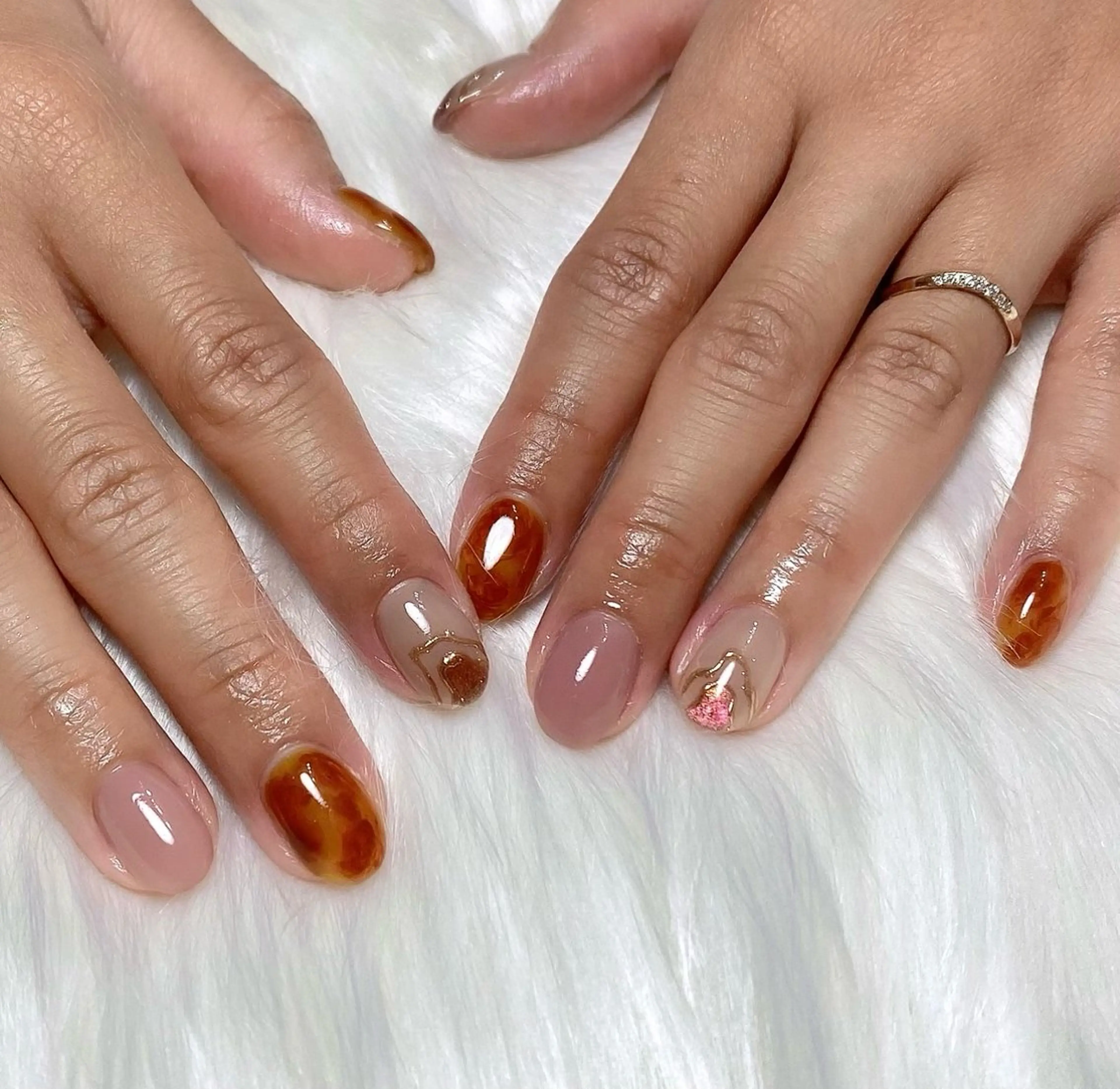 ミディアム ハンドネイル cattleya nailのネイルデザイン