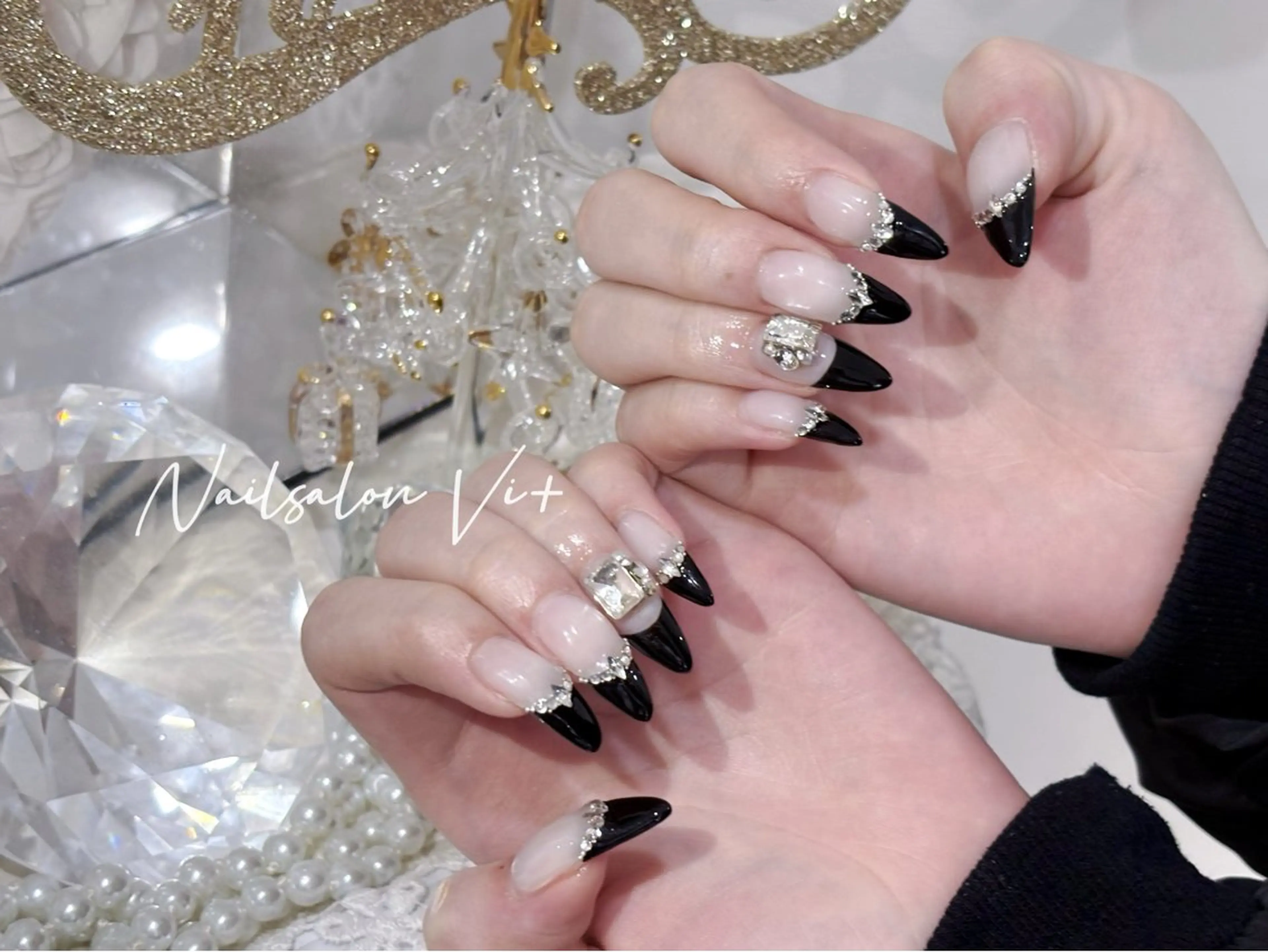 ネイル Nailsalon Vi+ももか🩷のネイルデザイン