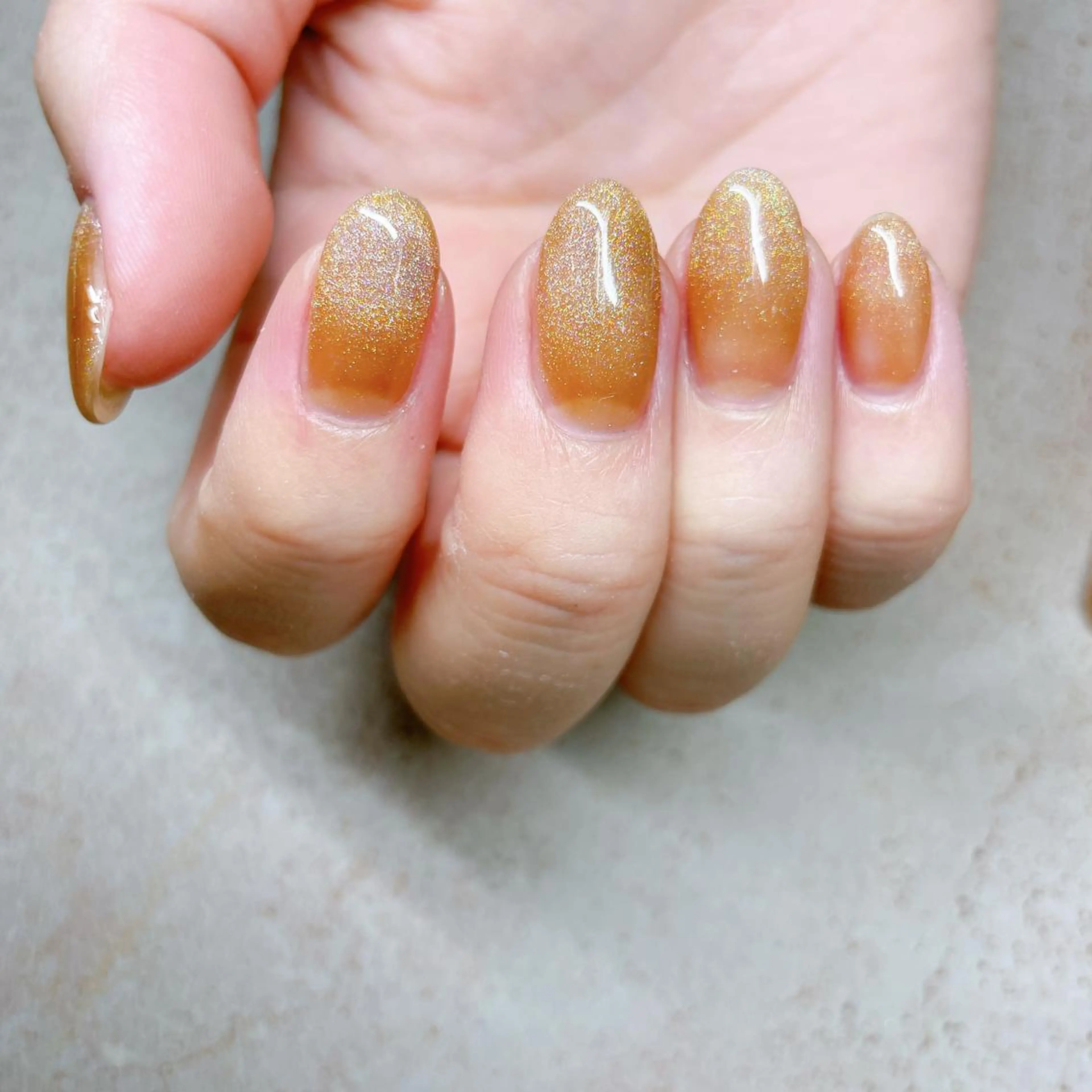 ネイル グラデーション マグネットネイル オフィスネイル Luana nail&eye 亀戸所属・Luana Sono nailのネイルデザイン